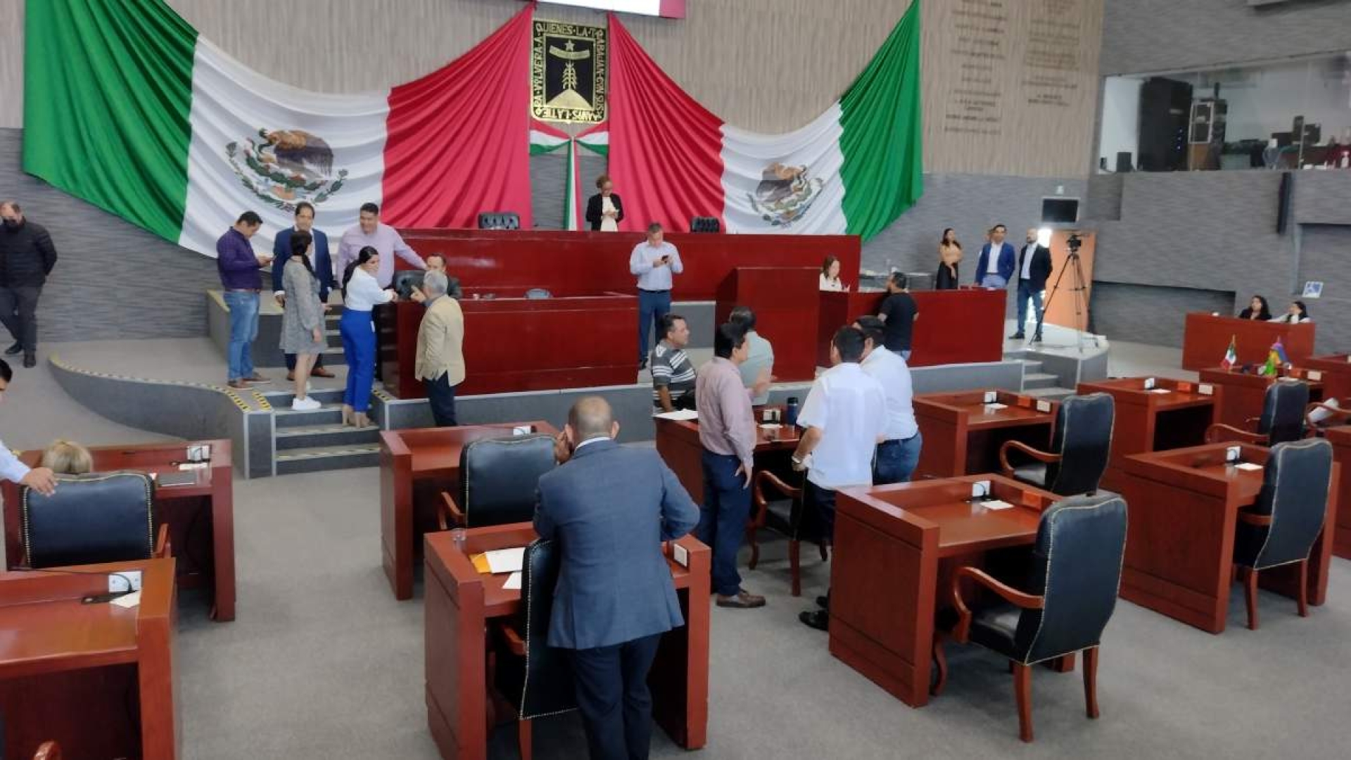 El G-15 impulsa contrapropuesta de paquete económico