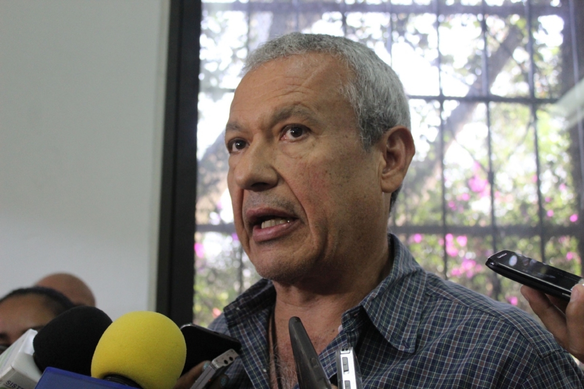 Revisa alcaldía licencias de funcionamiento en activo