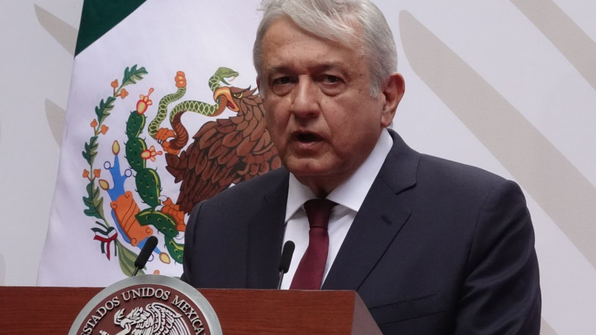 AMLO envía iniciativa para reorientar recursos del presupuesto ante emergencias económicas