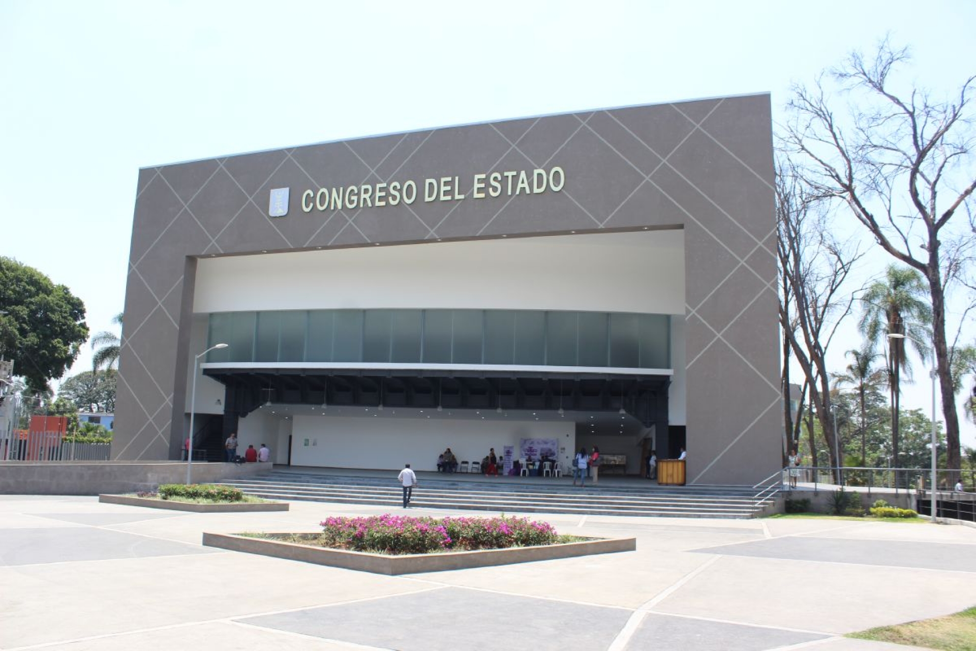 Se quejan de fallas en sede legislativa