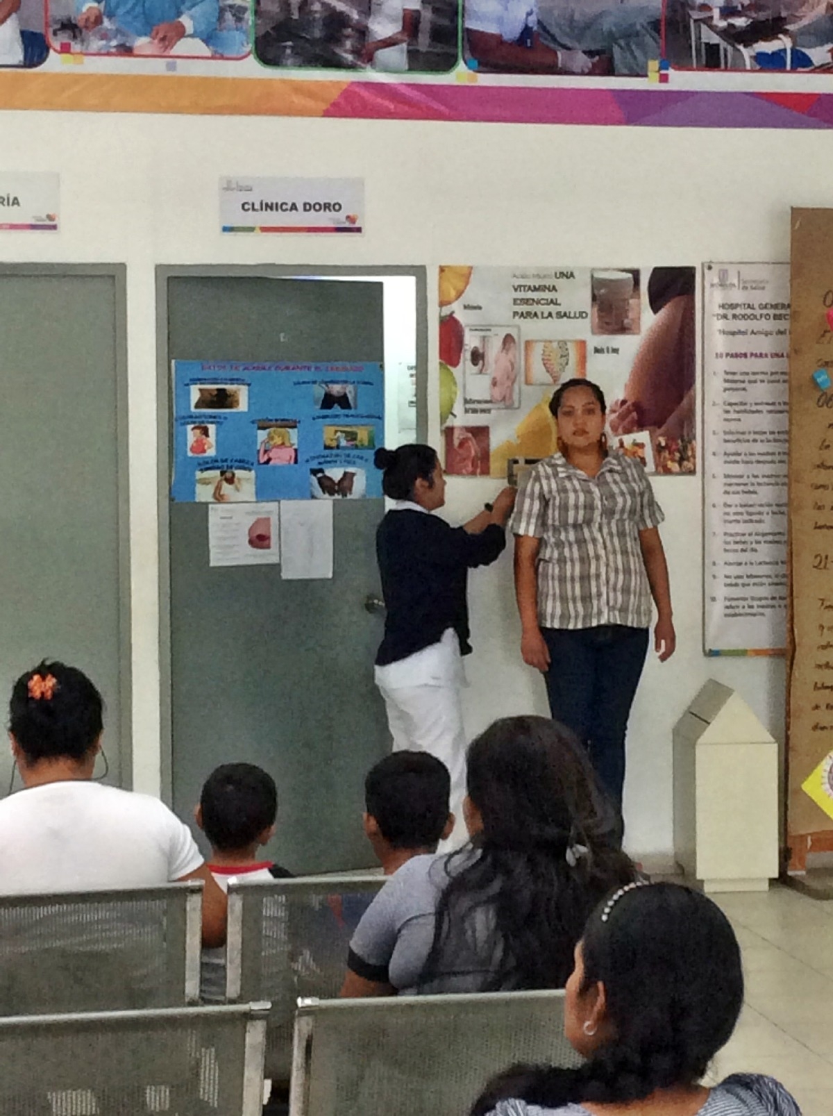 Mantiene hospital de Tetecala acciones preventivas para reducir riesgos durante el embarazo