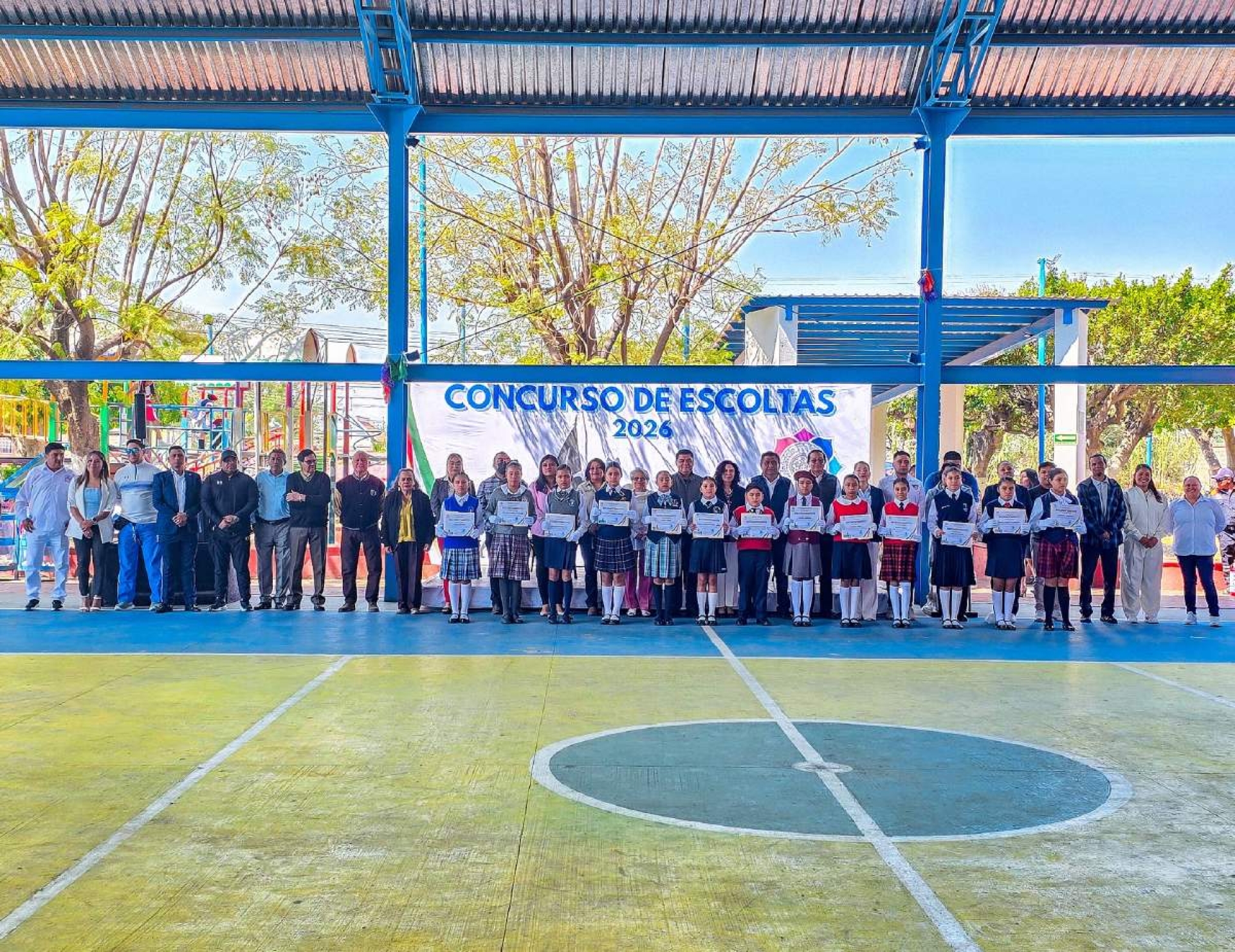 Conmemoran Día de la Bandera con honores en Yecapixtla