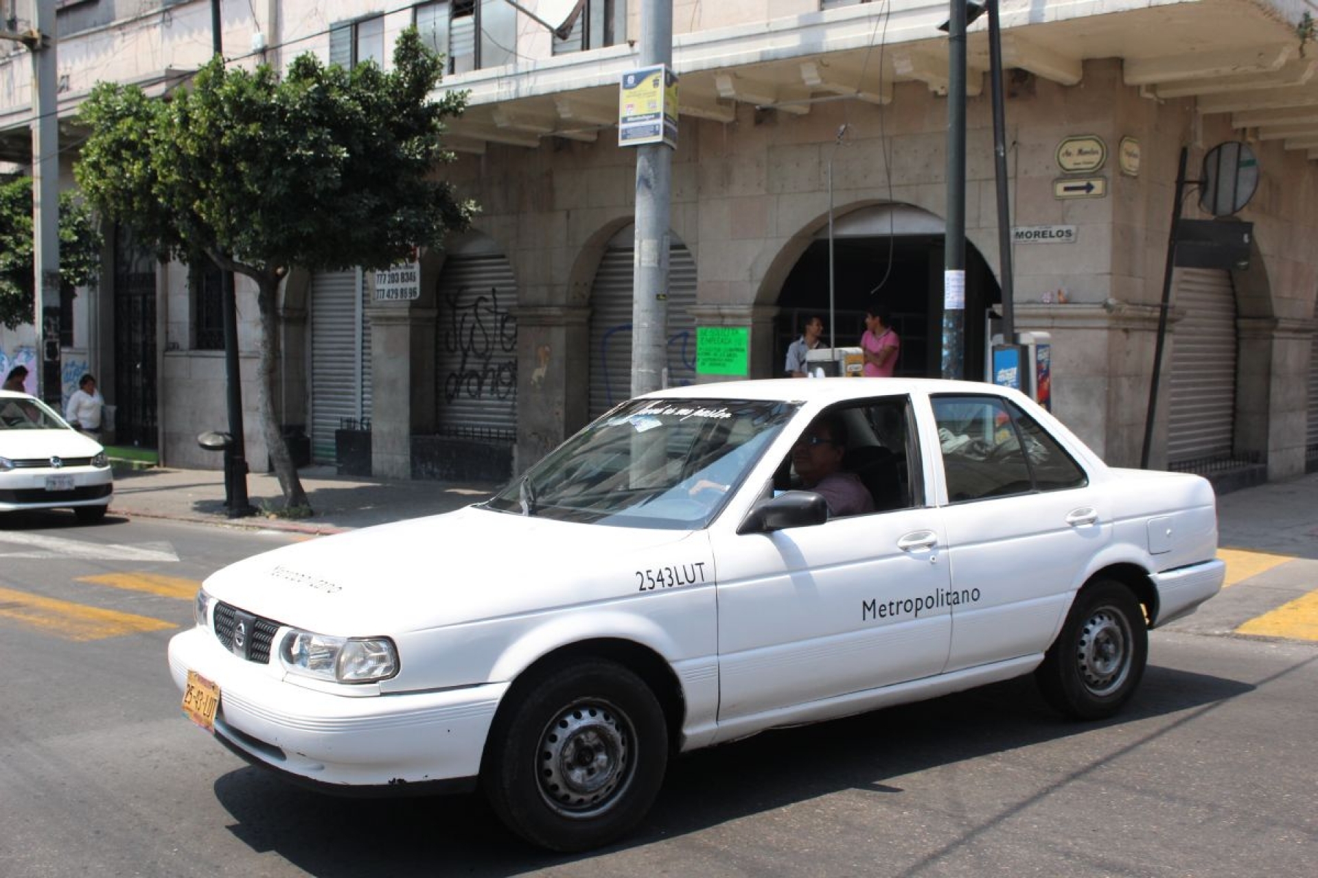 Ante alerta de Salud, organizaciones de taxis dan recomendaciones a choferes