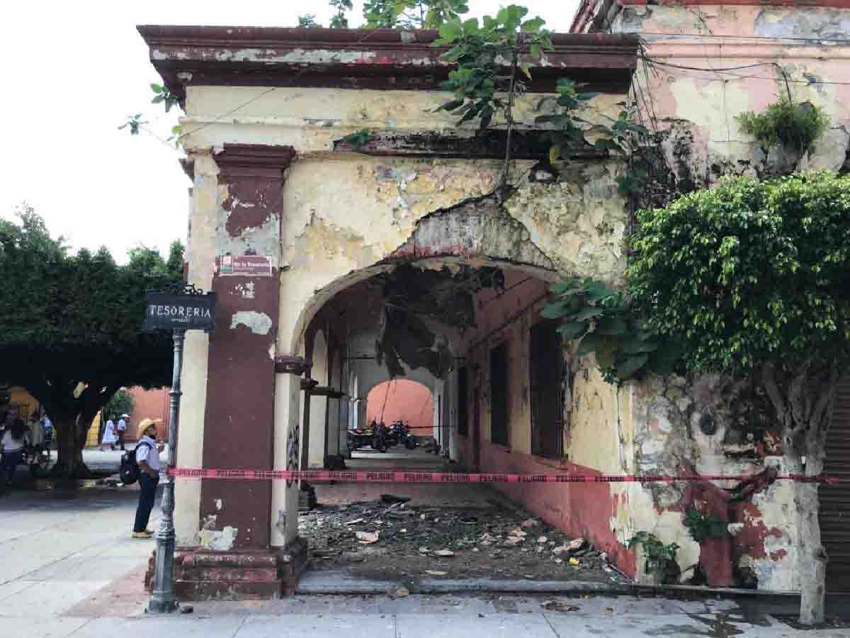 En riesgo edificios antiguos por lluvias