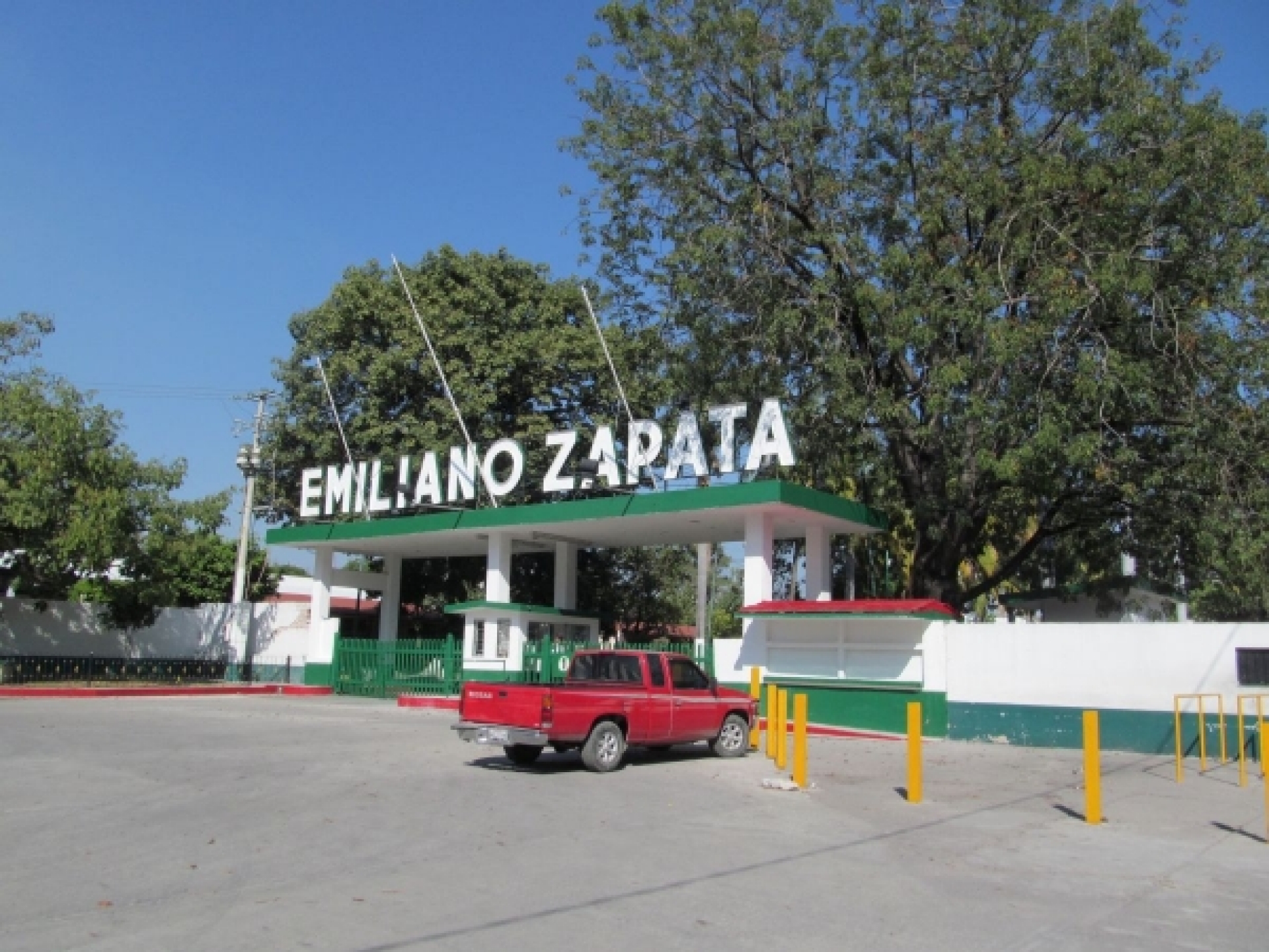 Fallece hombre de 87 años afuera del IEZ