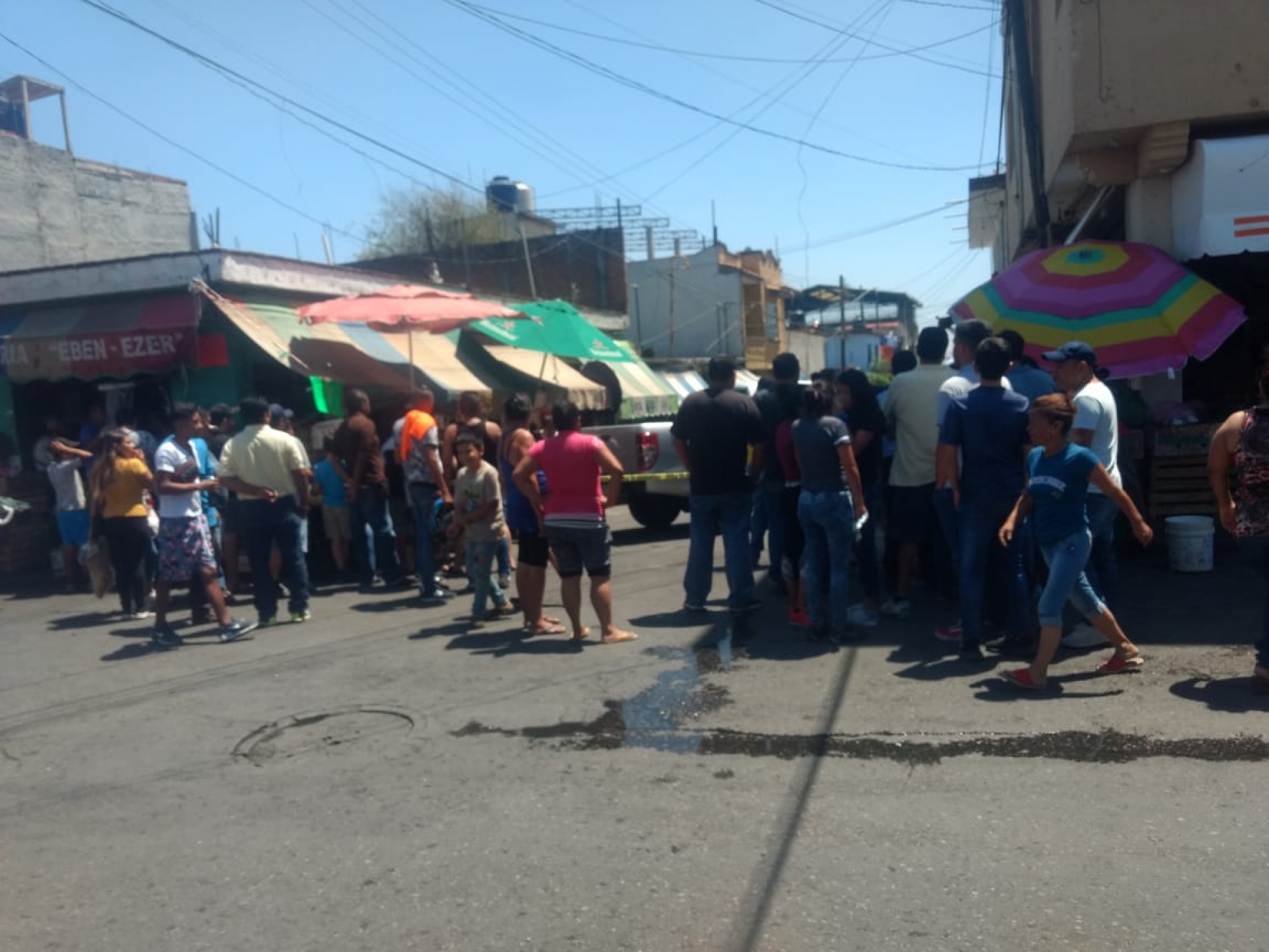 Asesinan a tiros a un comerciante en la colonia Morelos, en Jiutepec