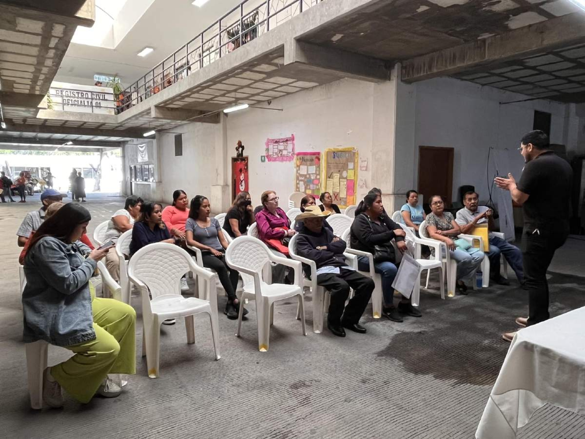 Política migratoria de EU no afecta programa de reunificación familiar