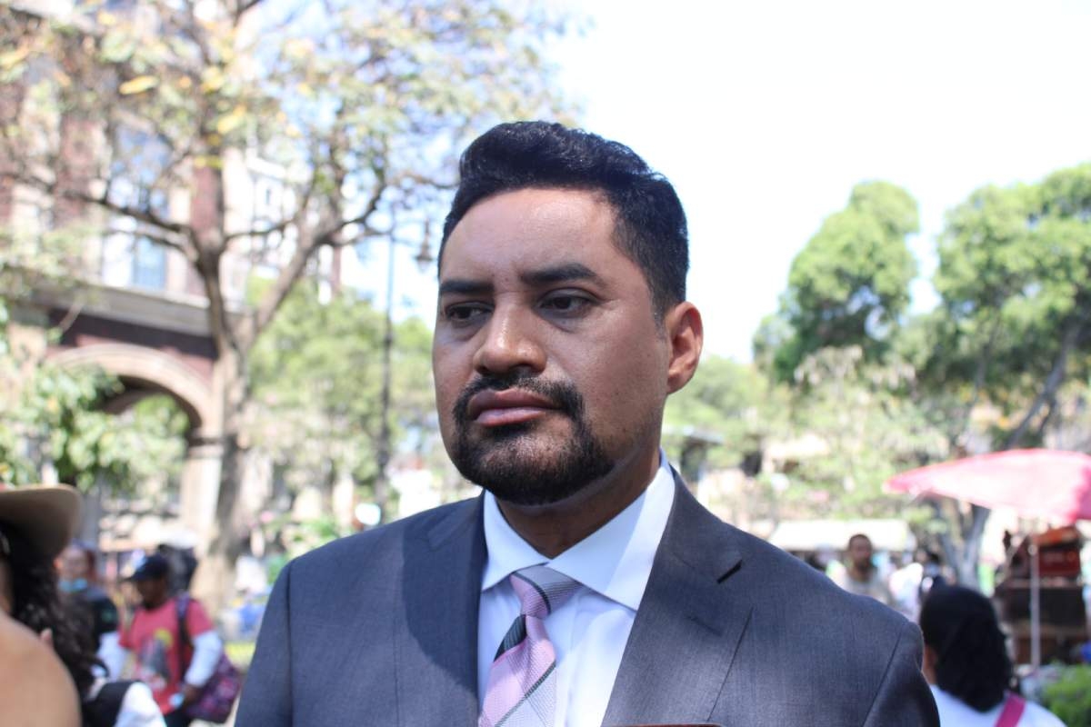 Abogados fustigan petición de recursos de FGE para helicóptero
