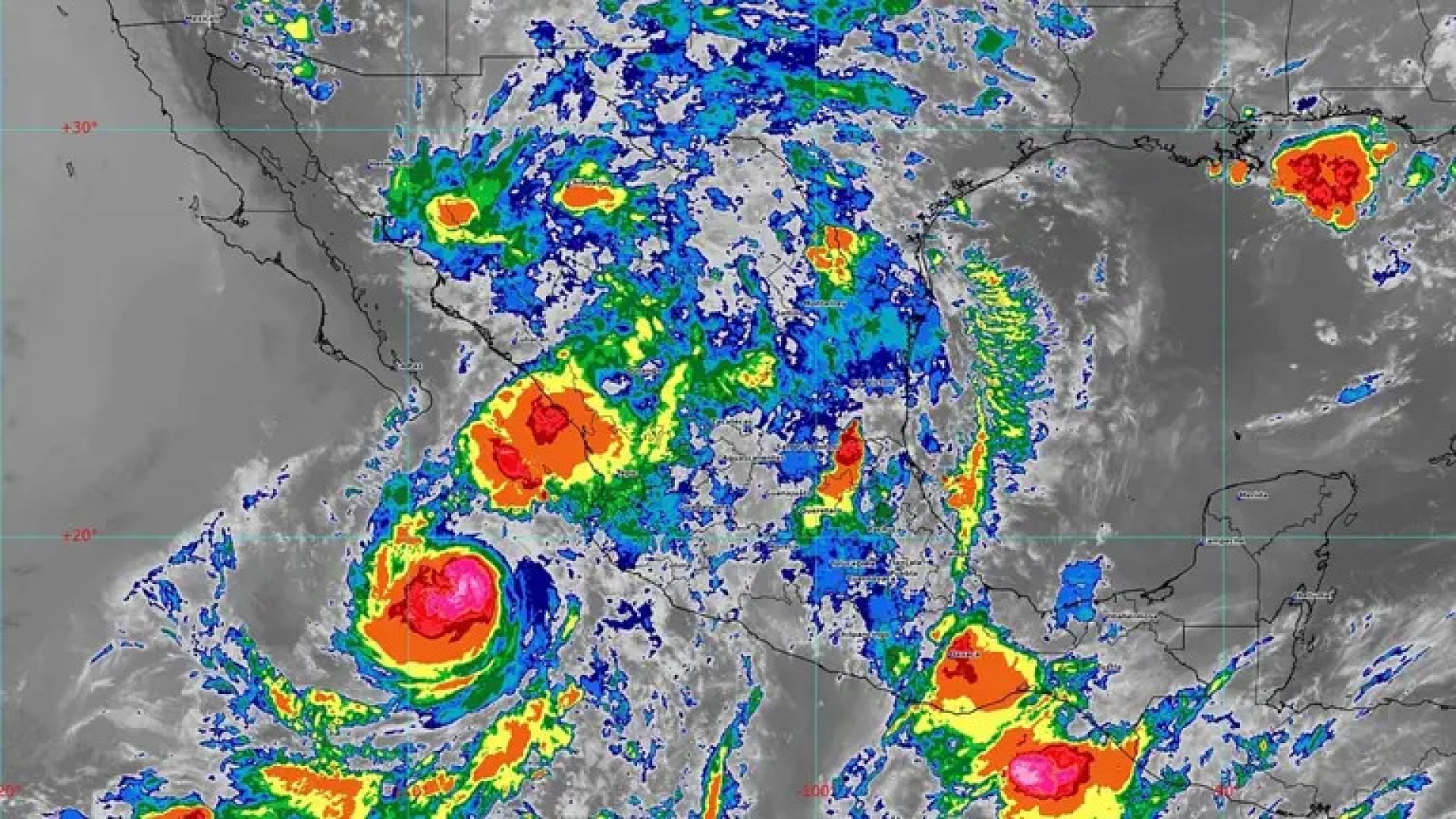 'Flossie' se intensifica a huracán categoría 3 frente a costas de Jalisco