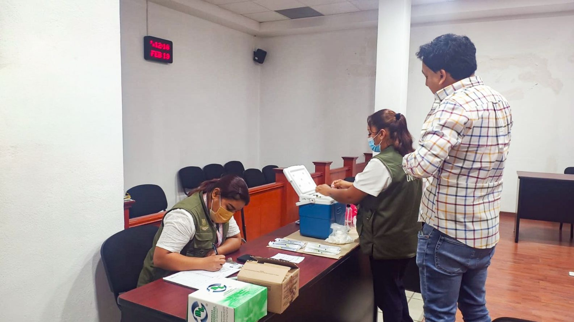 Realizan jornada de vacunación contra sarampión en sedes del Poder Judicial en la zona sur