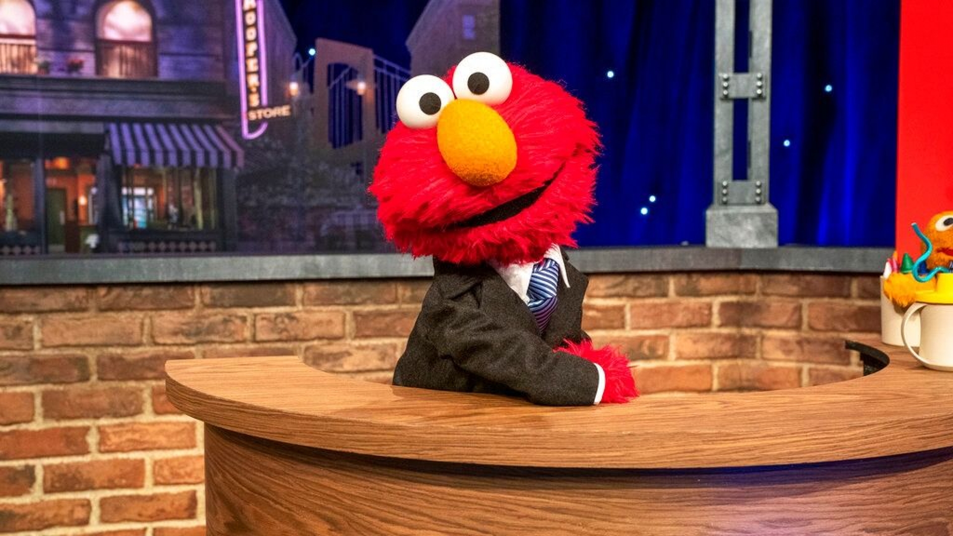 El nuevo talk show de Elmo, una opción para entretener a tus hijos
