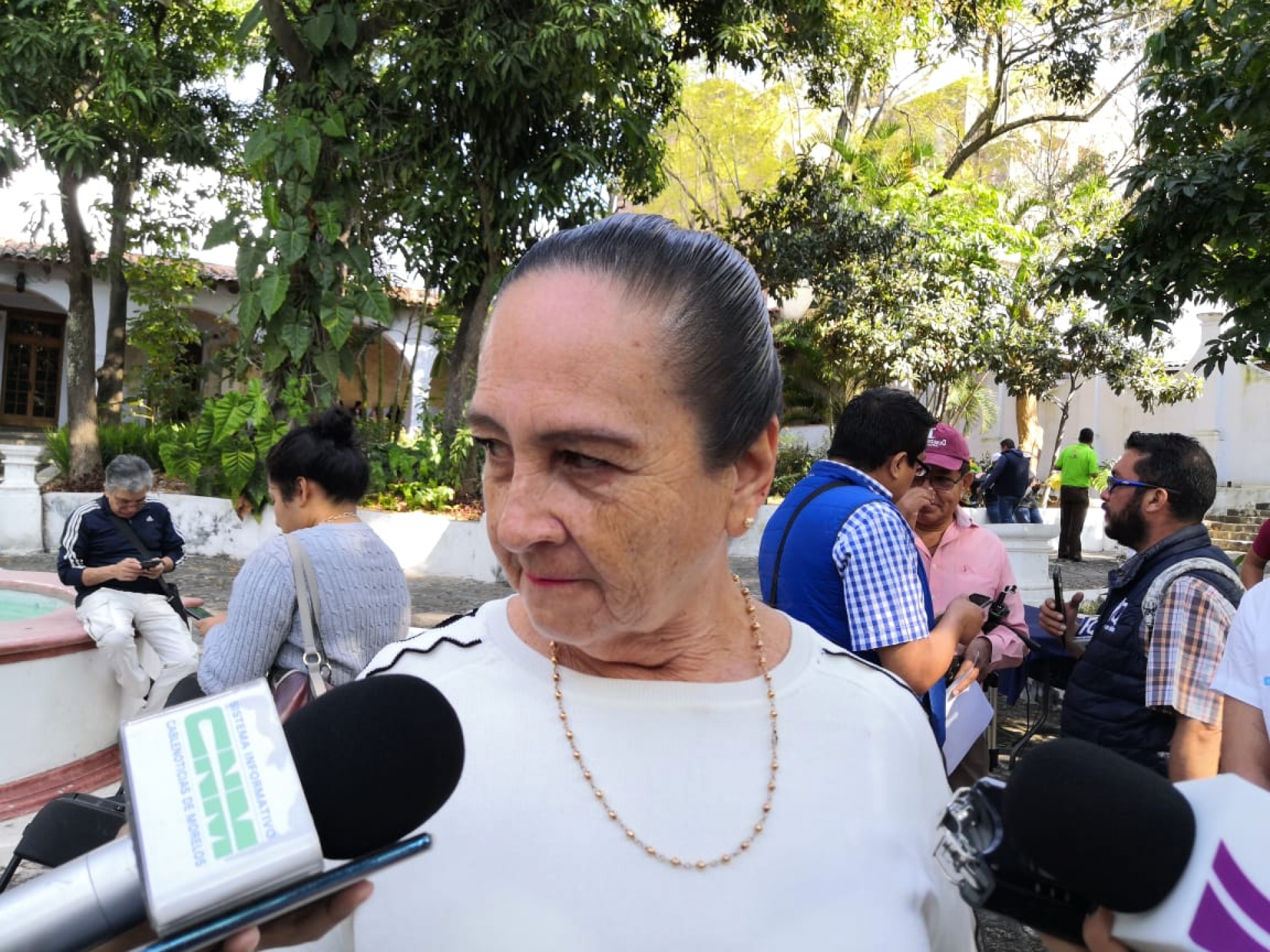 Urge alcaldesa de Mazatepec a diputados locales a definir leyes de ingresos municipales