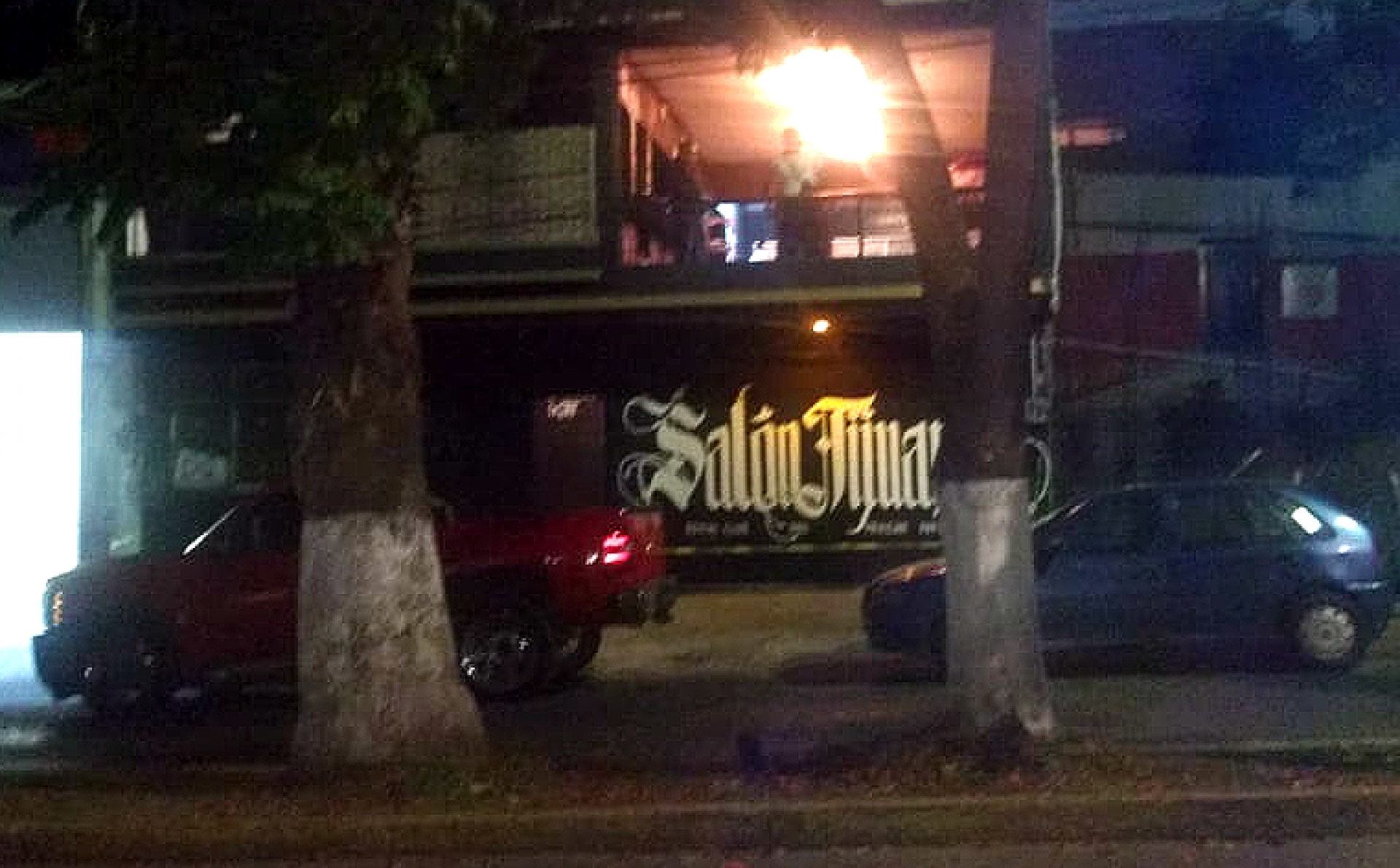 Asesinan a tiros a una persona en un bar ubicado en el bulevar Juárez