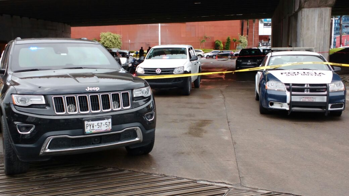 Dos empresarios fueron atacados a balazos; uno murió