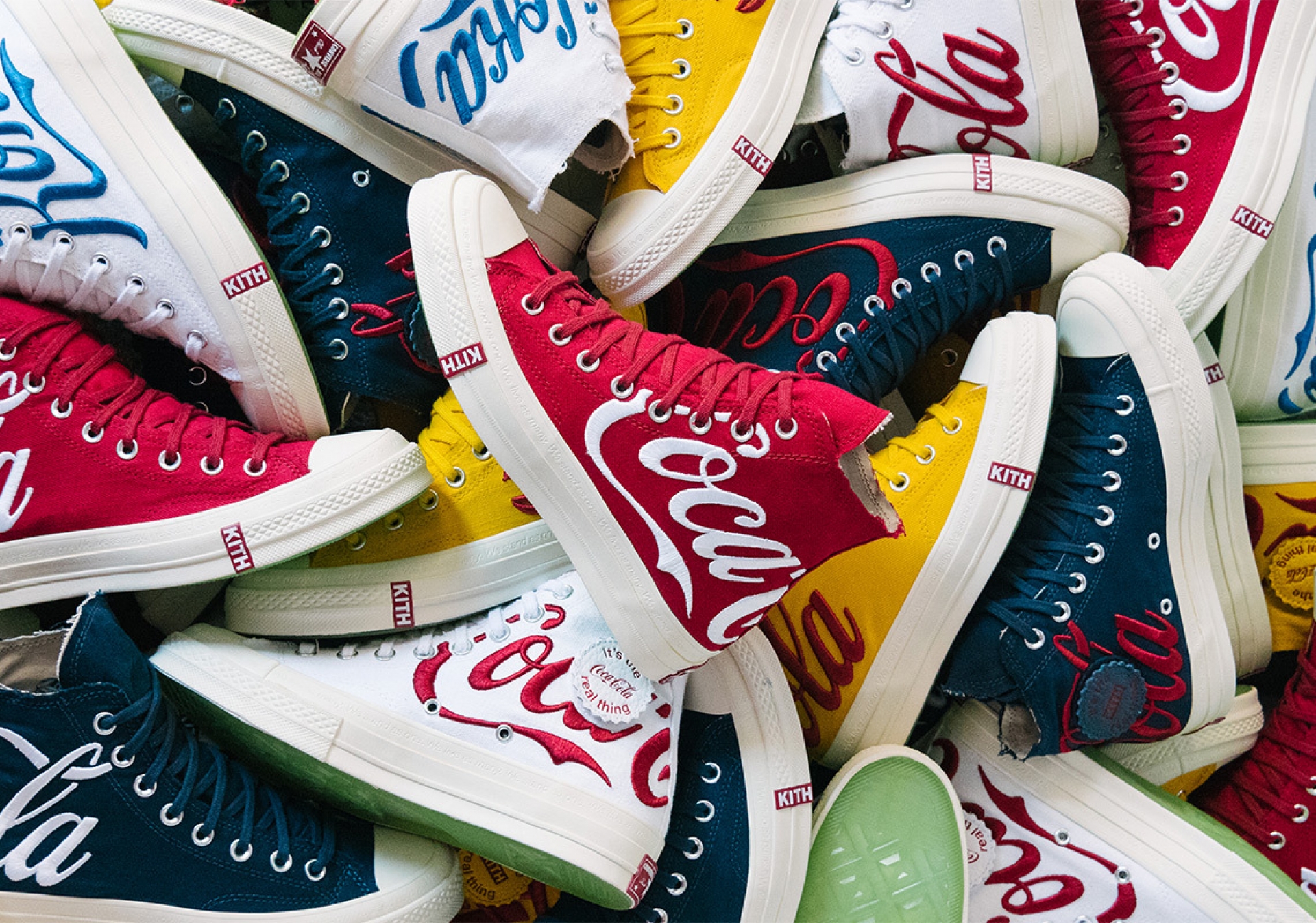 Converse lanza tenis de la mano de Coca-Cola