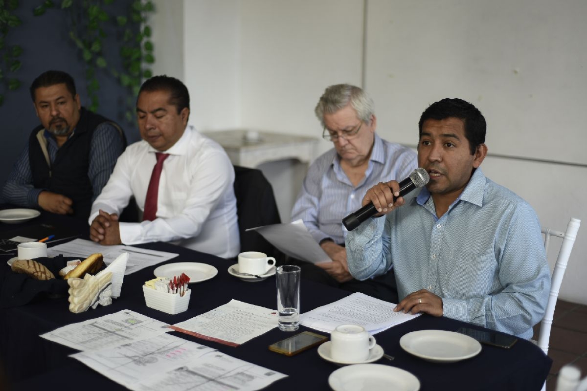 Cuestionan proceso para renovar la ESAF