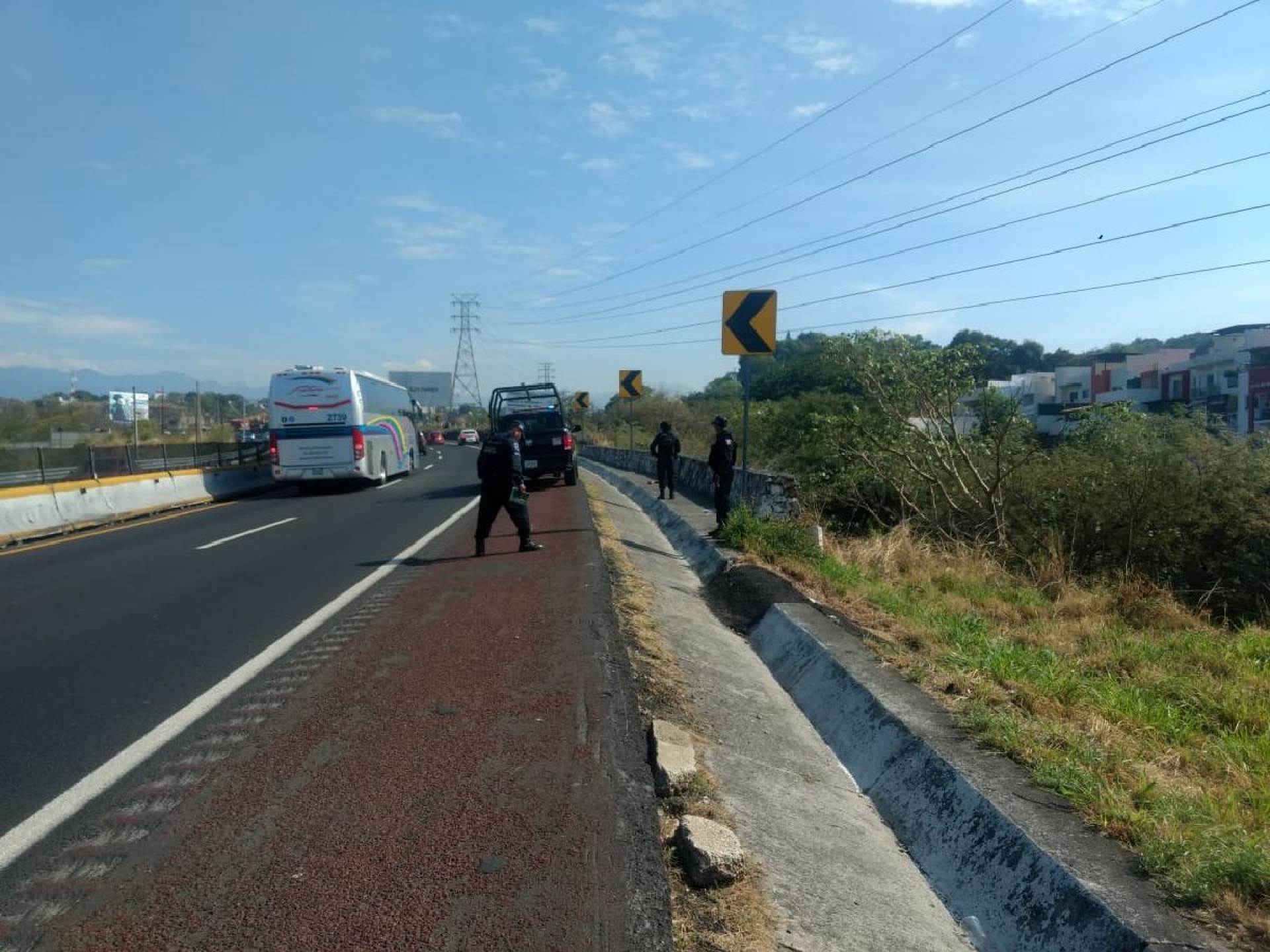 Dejan cadáver desmembrado en la autopista México-Acapulco