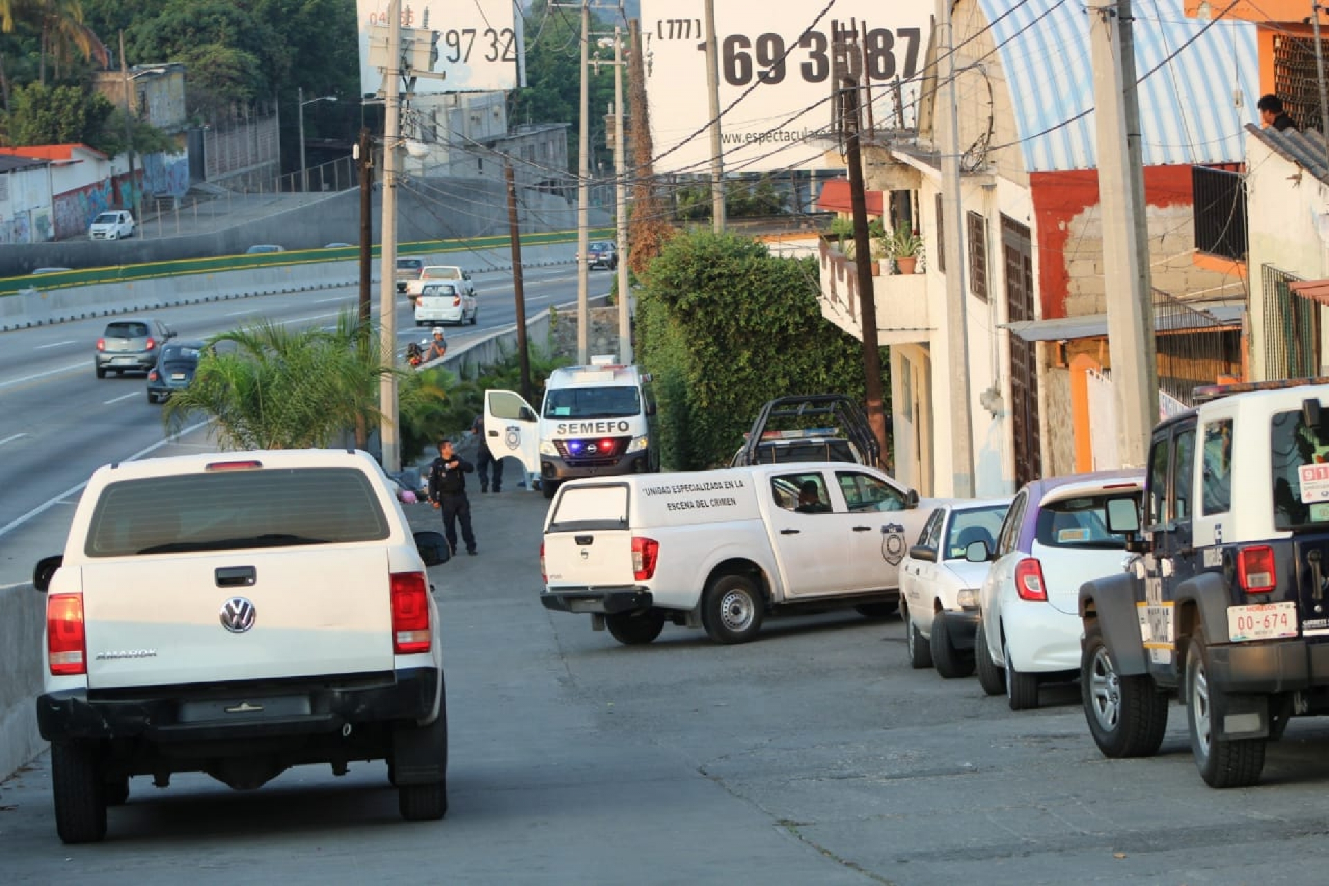 Hallan el cadáver degollado de un hombre en la colonia Satélite