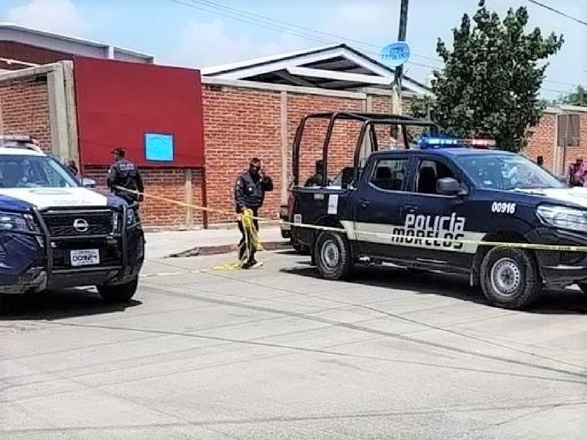 Balacera afuera de primaria causa pánico entre alumnos en Cuautla