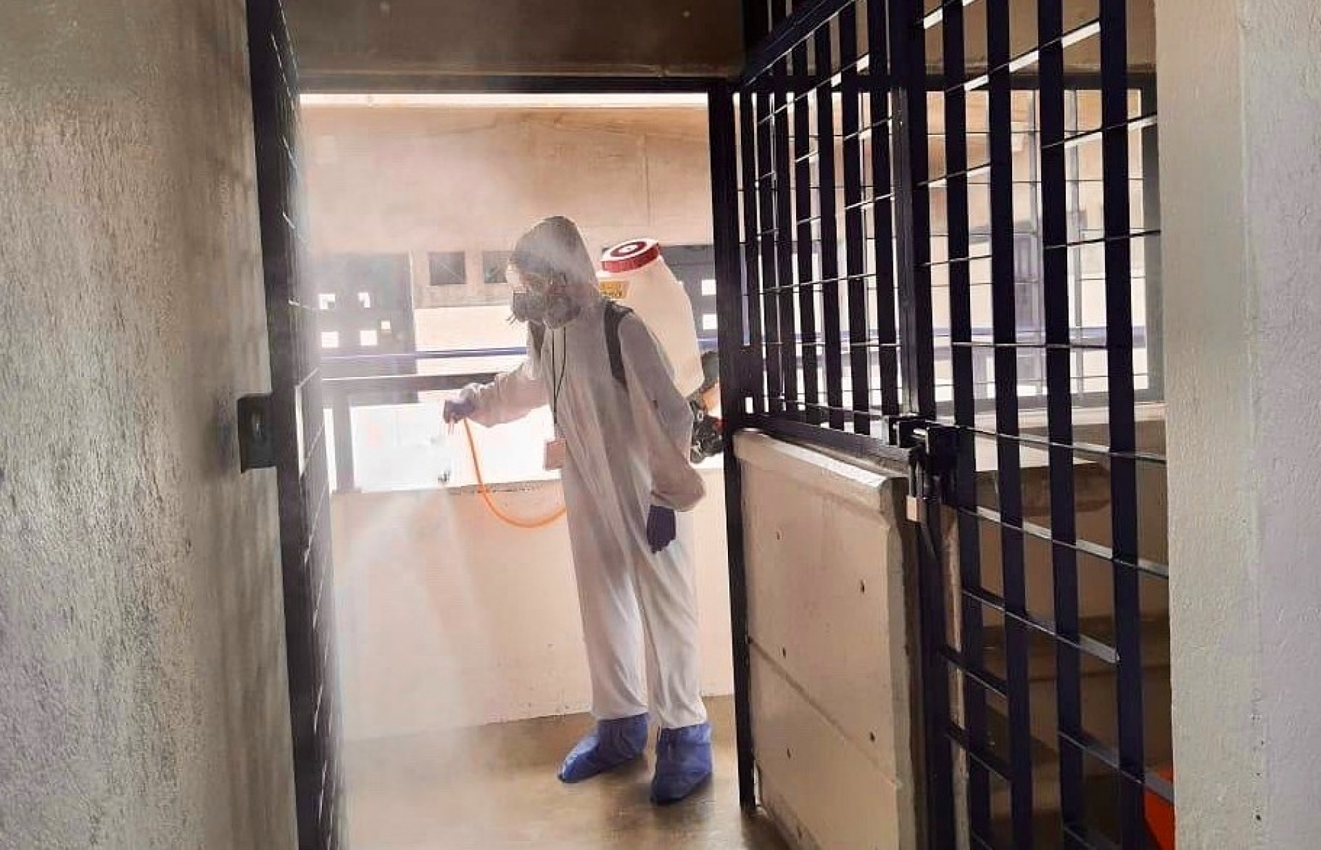 Realizan sanitización del centro penitenciario de Jojutla