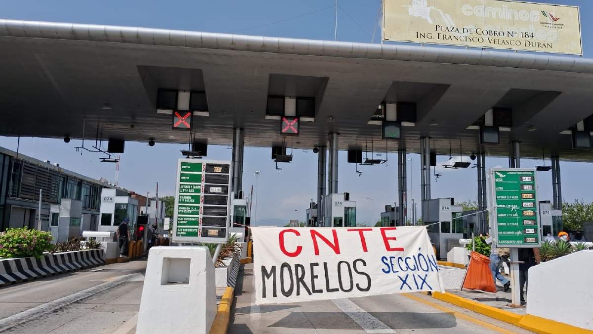 Amenaza CNTE con radicalizar protestas