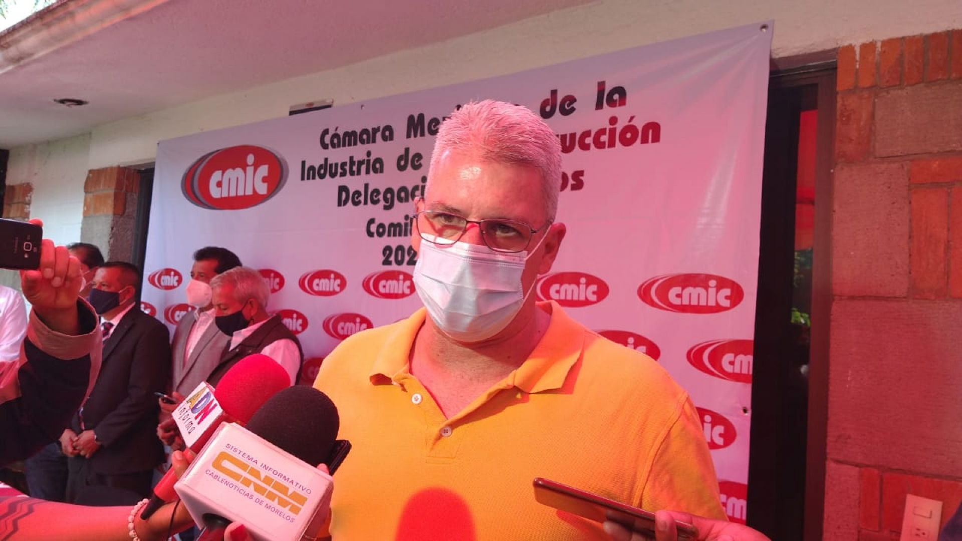 Empresarios, a favor de que se establezca el uso obligatorio de cubrebocas