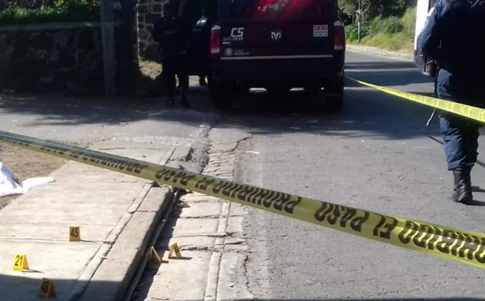 Asesinan a balazos a un joven, en Coajomulco