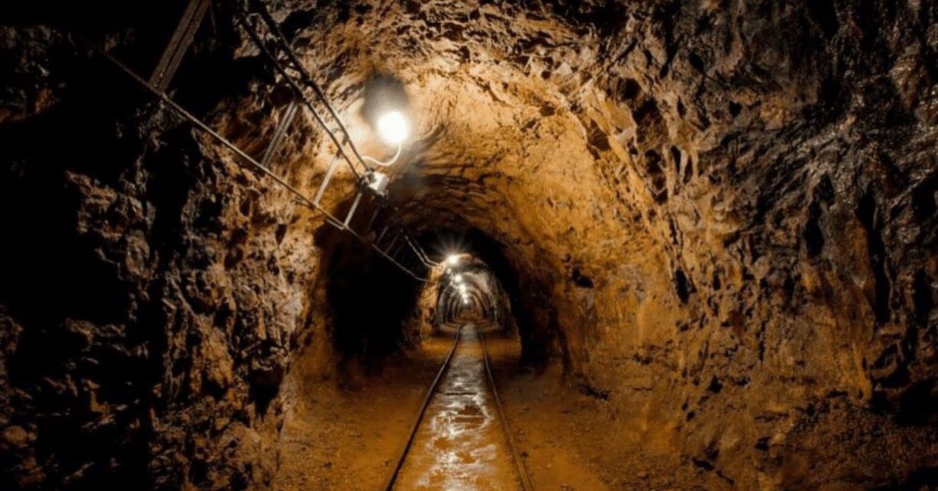 Derrumbe en mina de oro en Sudán deja 11 mineros muertos