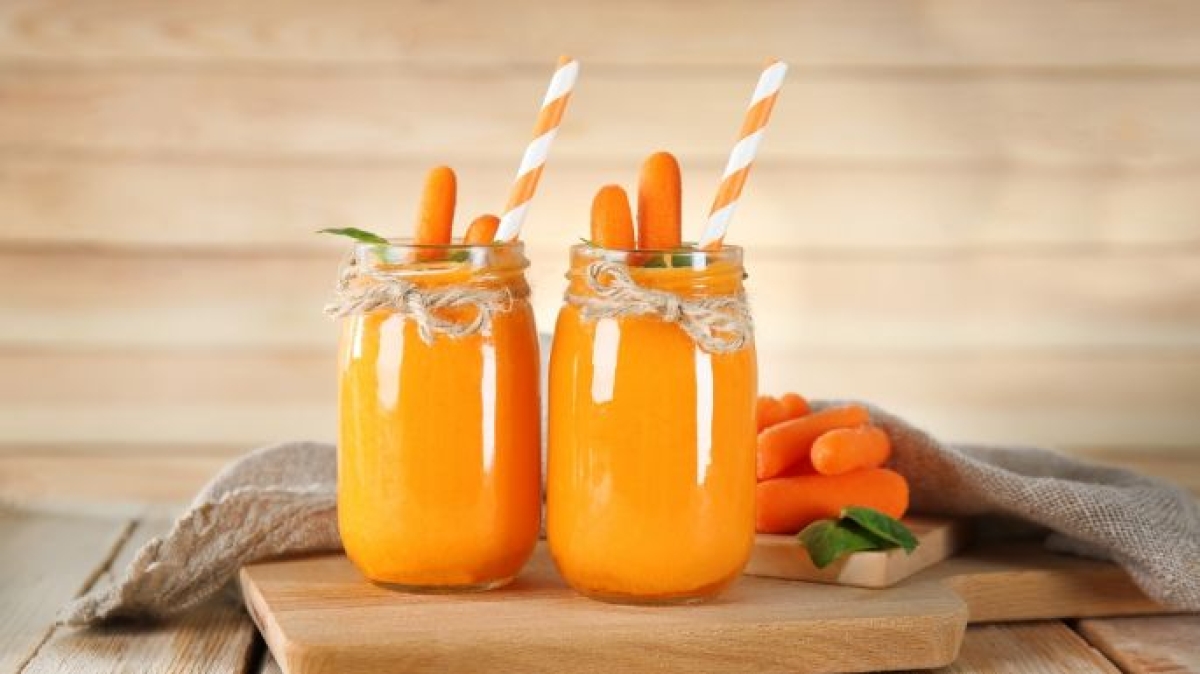 Comienza el día con un delicioso batido cremoso de zanahoria y avena, ¡te encantará!