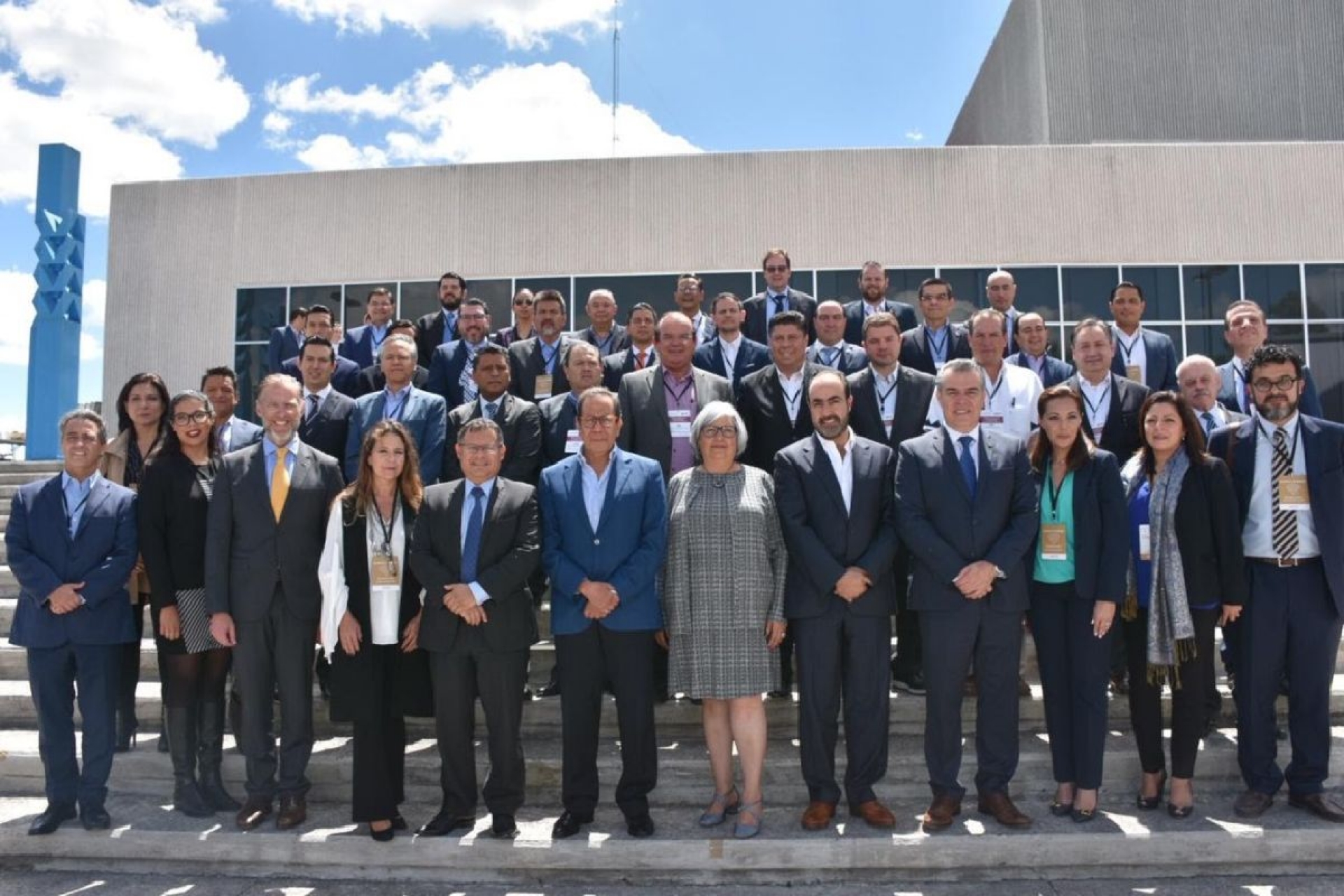 Se reúnen secretarios de Desarrollo Económico para trabajar en nueva política industrial