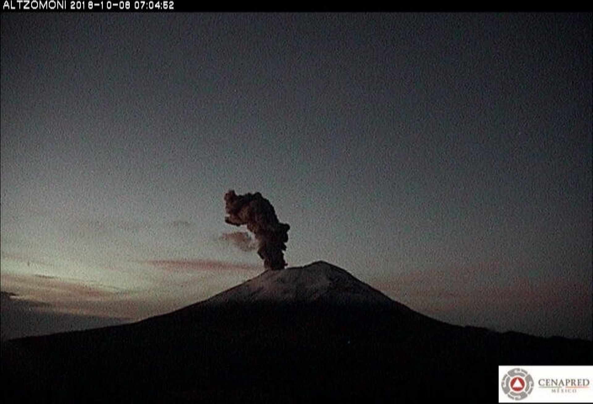 Continúa actividad en el Popocatépetl