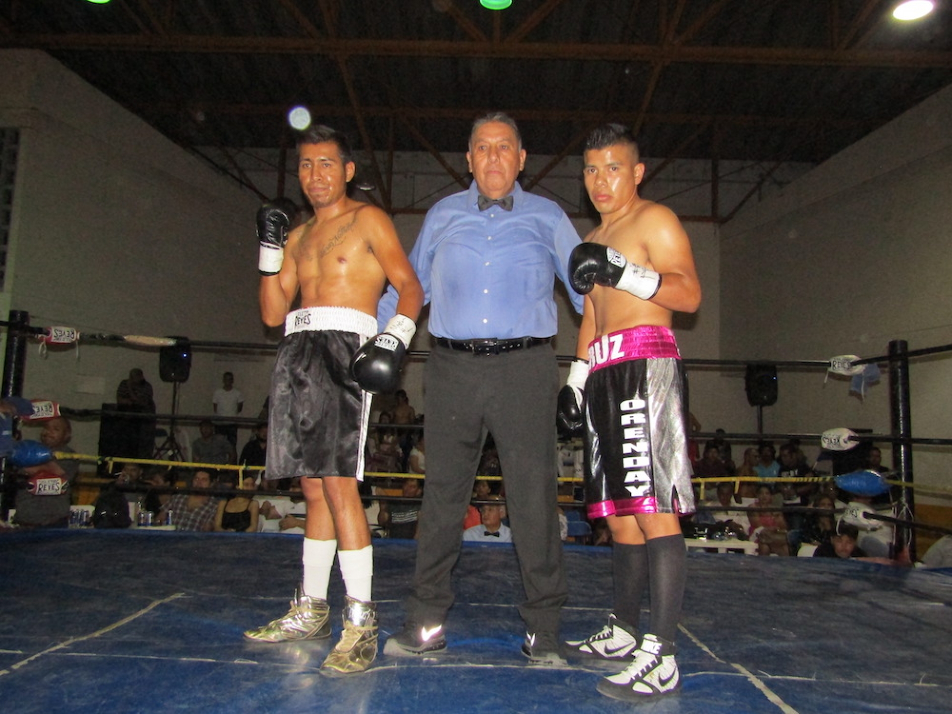 Pugilistas brindan gran función de boxeo en Cuautla