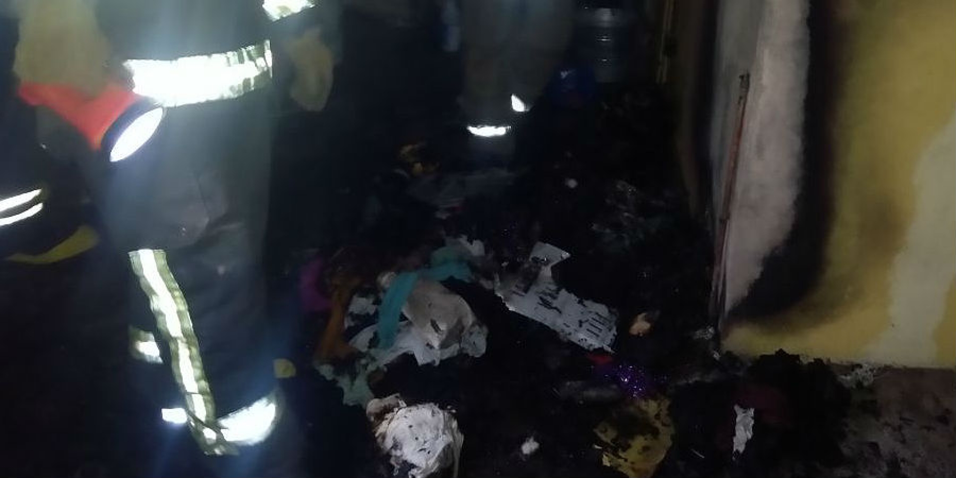Resulta lesionada mujer al incendiarse una vivienda, en Amatitlán