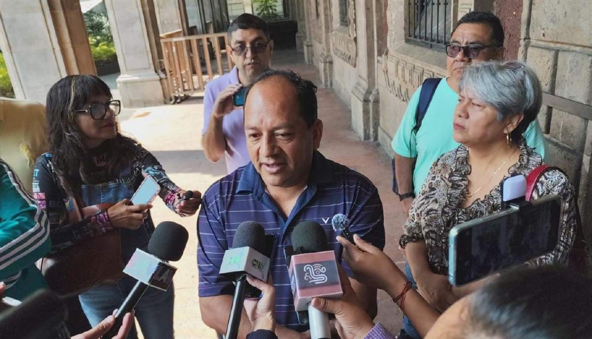Docentes de inglés hacen nuevo llamado a regularizar sus plazas