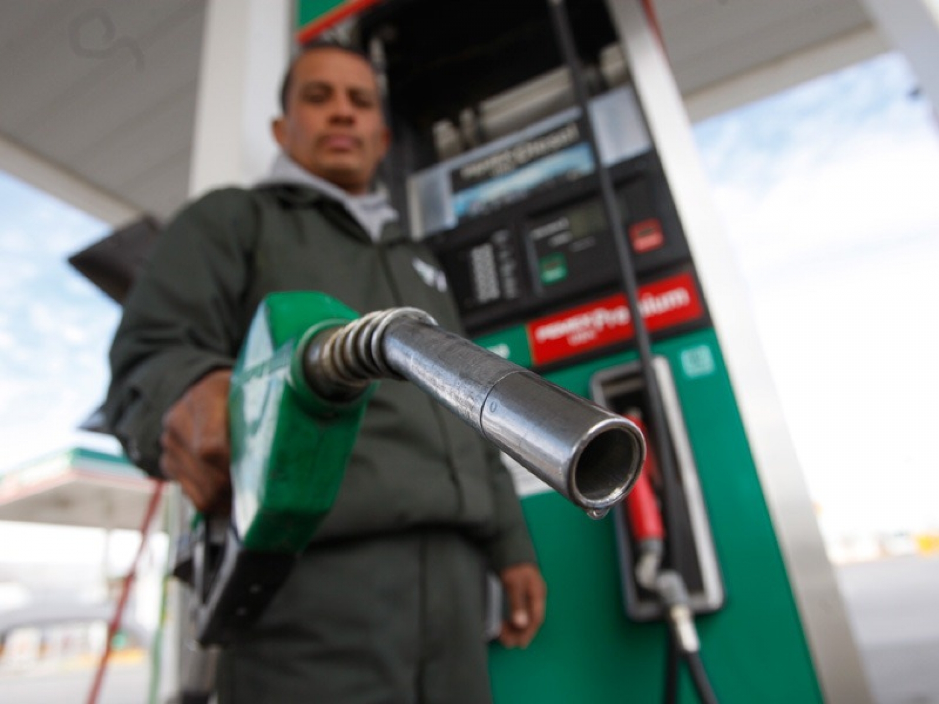 Morelos, con abasto normal de combustibles: Sanz Rivera