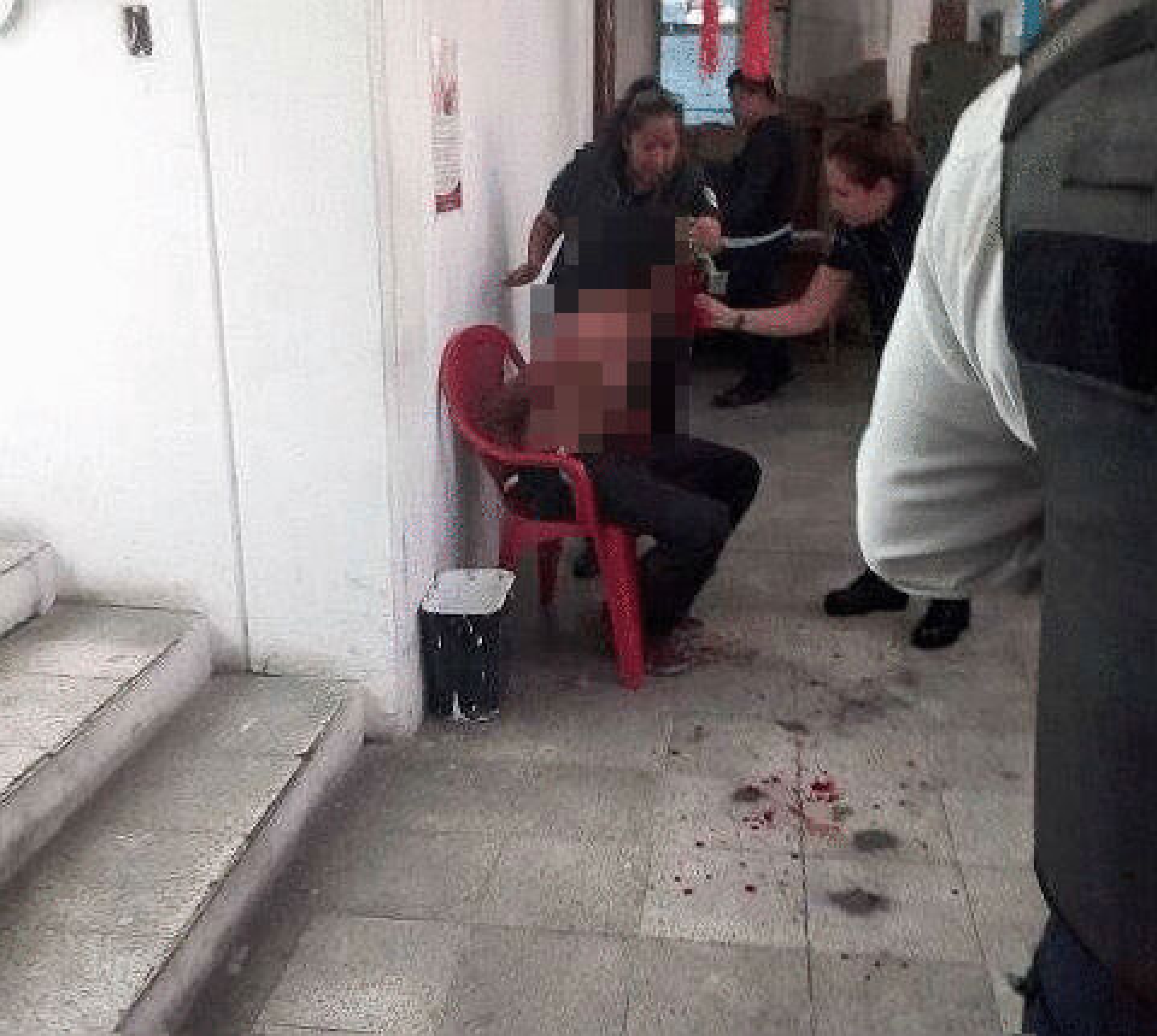 Traslada 'payasito' a comandancia de policía a presunto asaltante