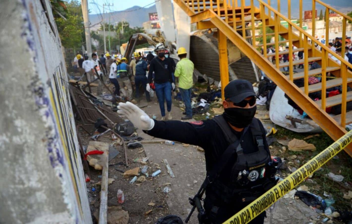 AMLO lamenta muerte de migrantes en volcadura de tráiler en Chiapas