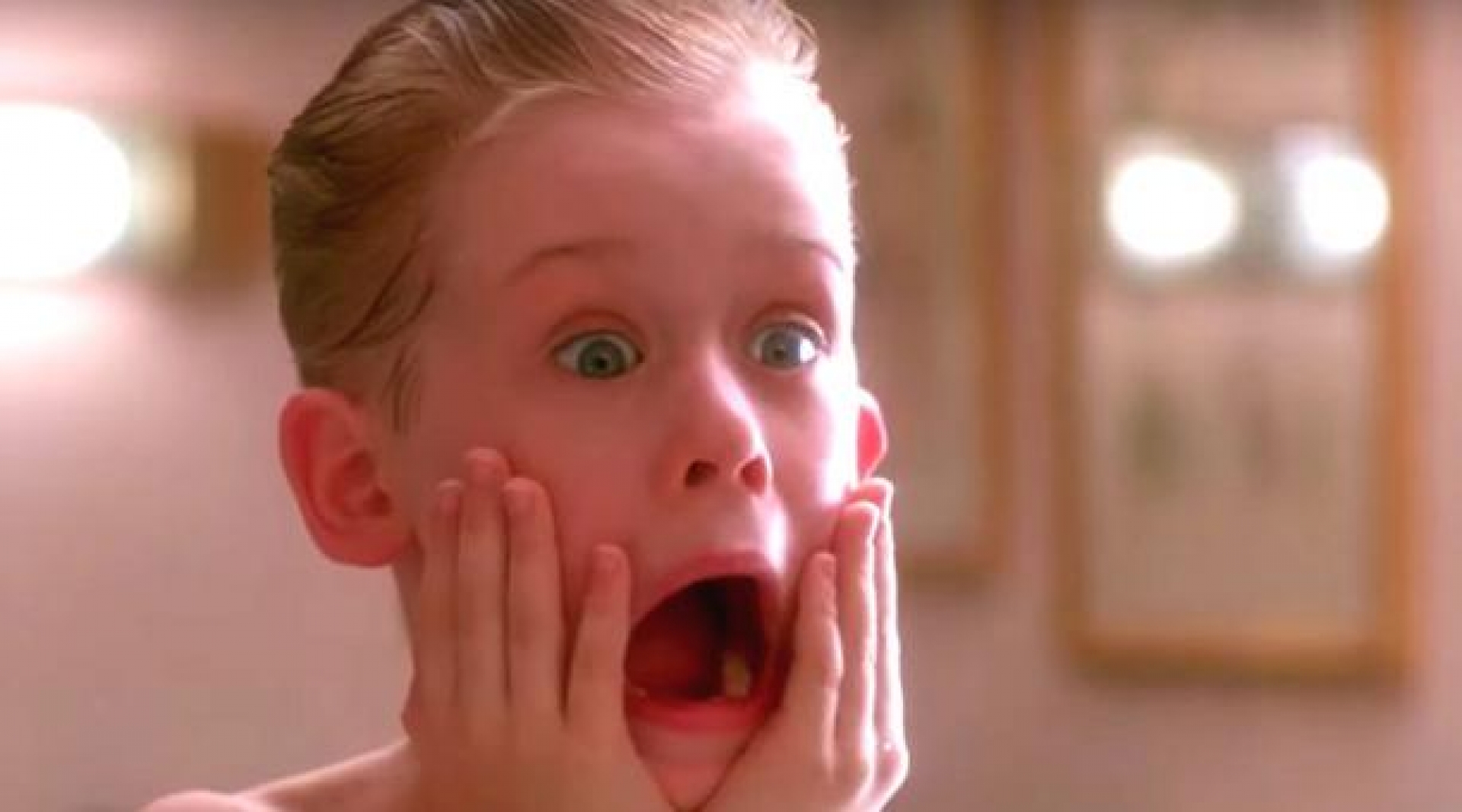 ¿Quieres sentirte viejo? Macaulay Culkin celebra su cumpleaños 40