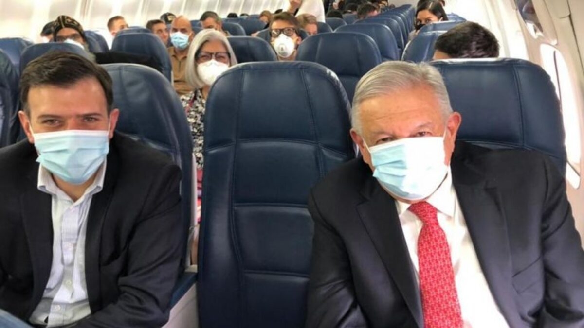 AMLO gasta casi 19 mdp en sus viajes clase turista