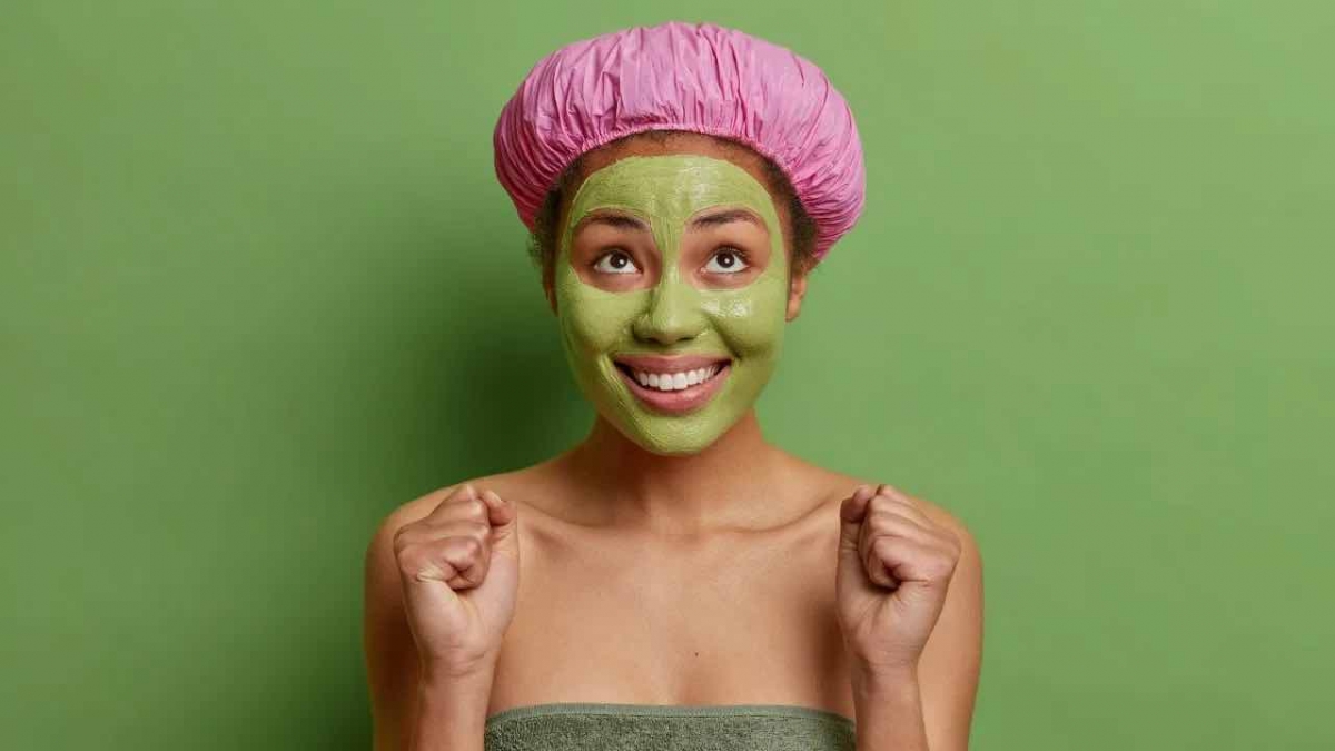 Te decimos cómo hacer una mascarilla de alga espirulina para blanquear la piel