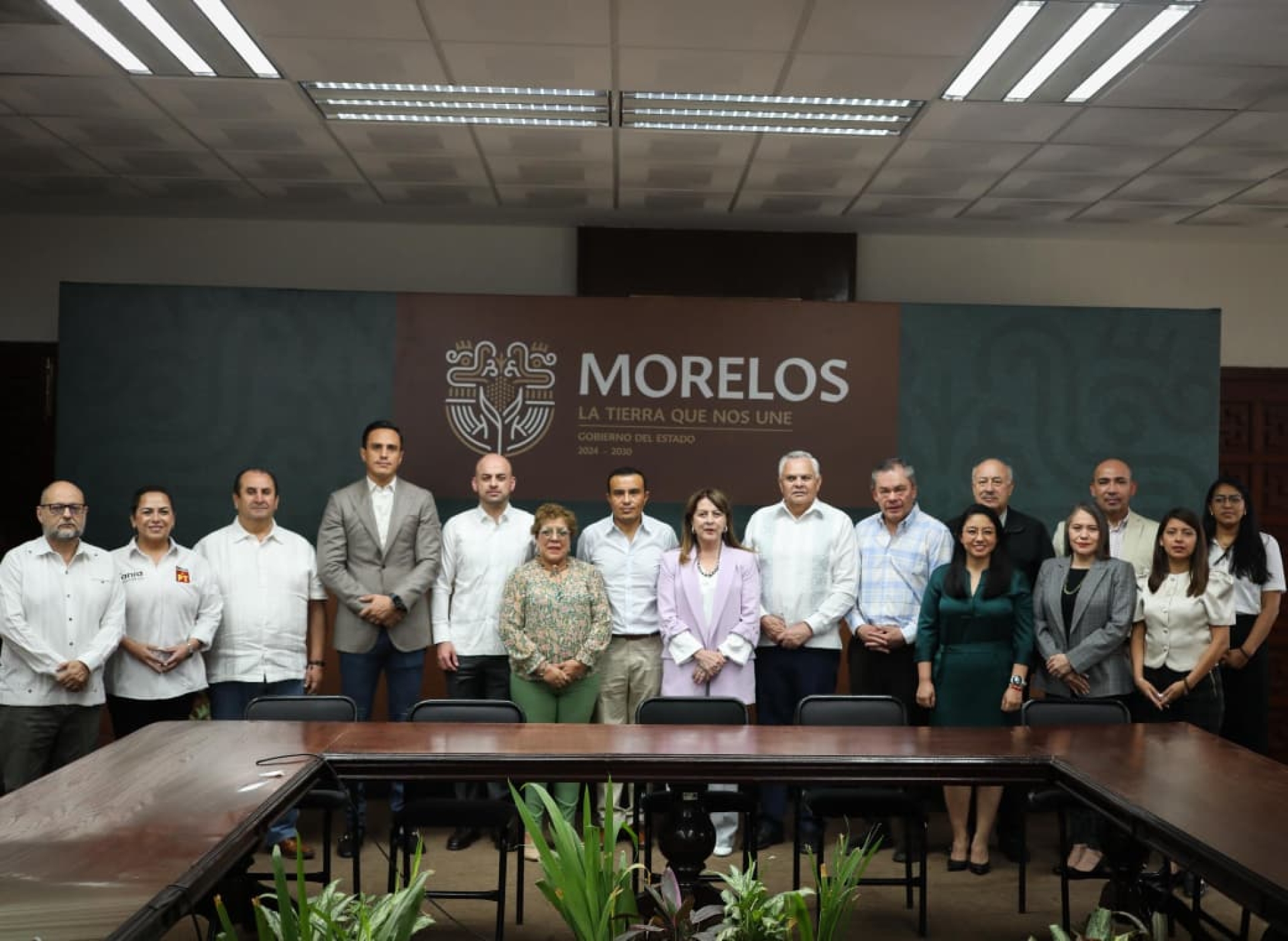 Instala Margarita González Saravia comisión interinstitucional para creación del Instituto de Pensiones y Jubilaciones del gobierno estatal