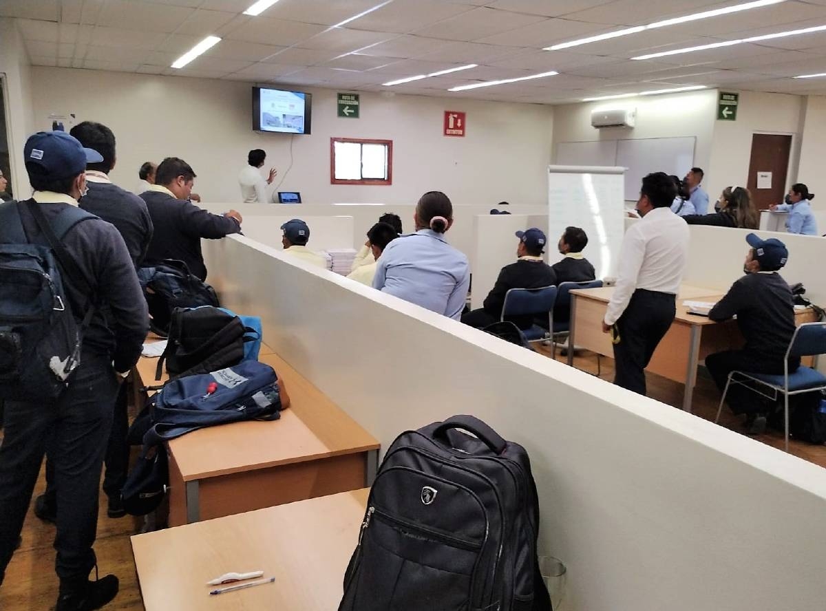 Implementan Segurichat en centros comerciales de Cuautla