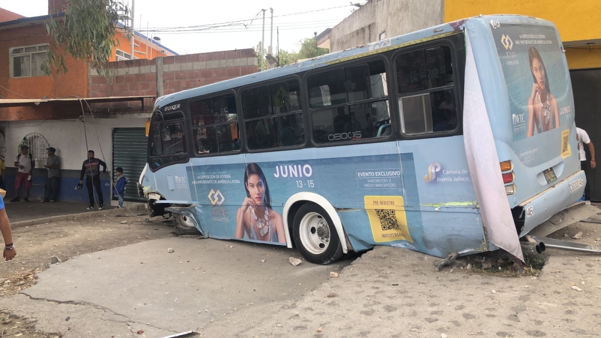 Accidente de 'ruta' en carretera federal México-Cuernavaca; varios lesionados