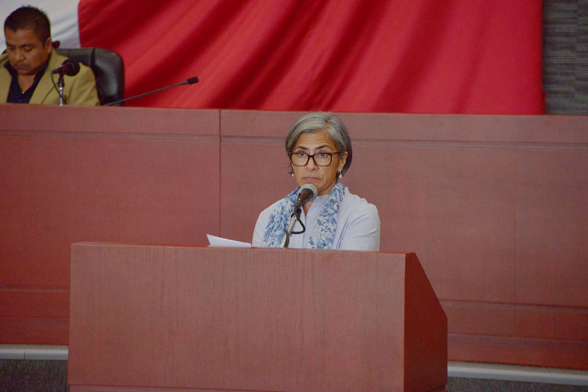 Comparece secretaria de Obras Públicas ante el Congreso
