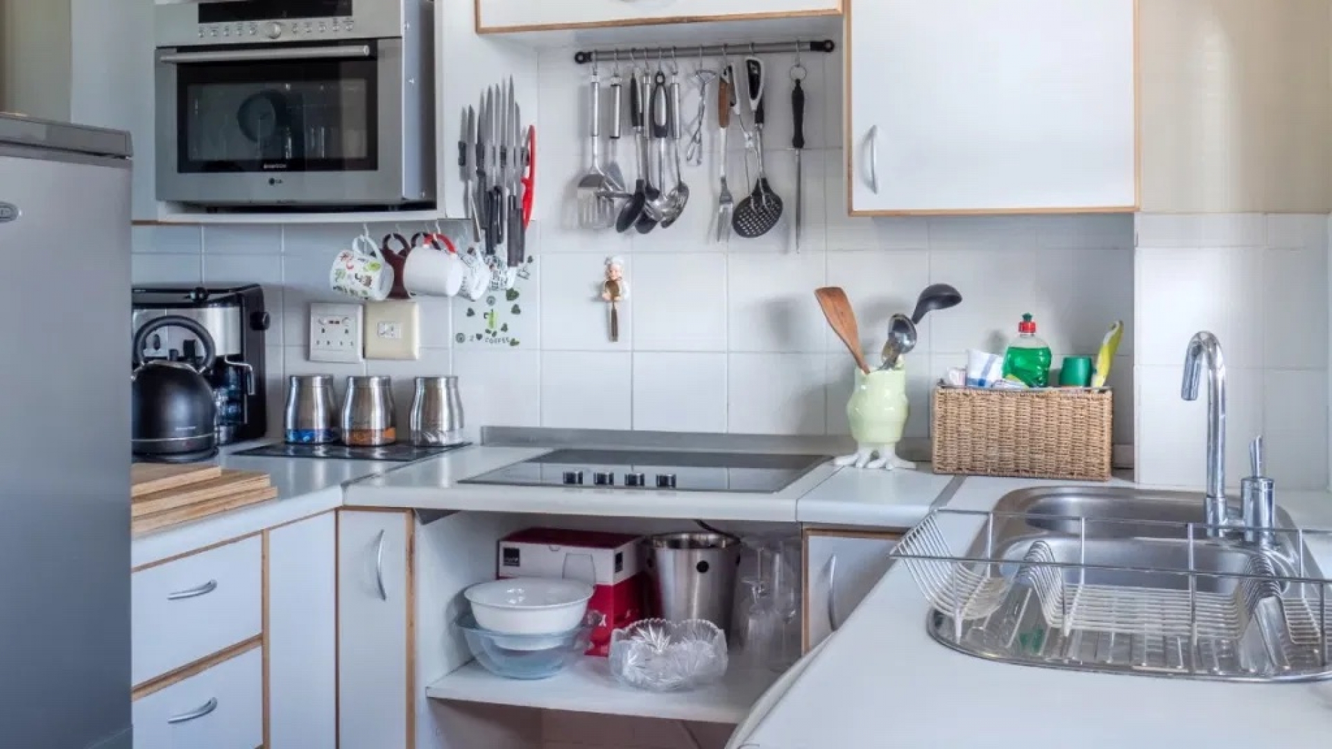 Tips que harán tu vida más sencilla si tienes una cocina pequeña