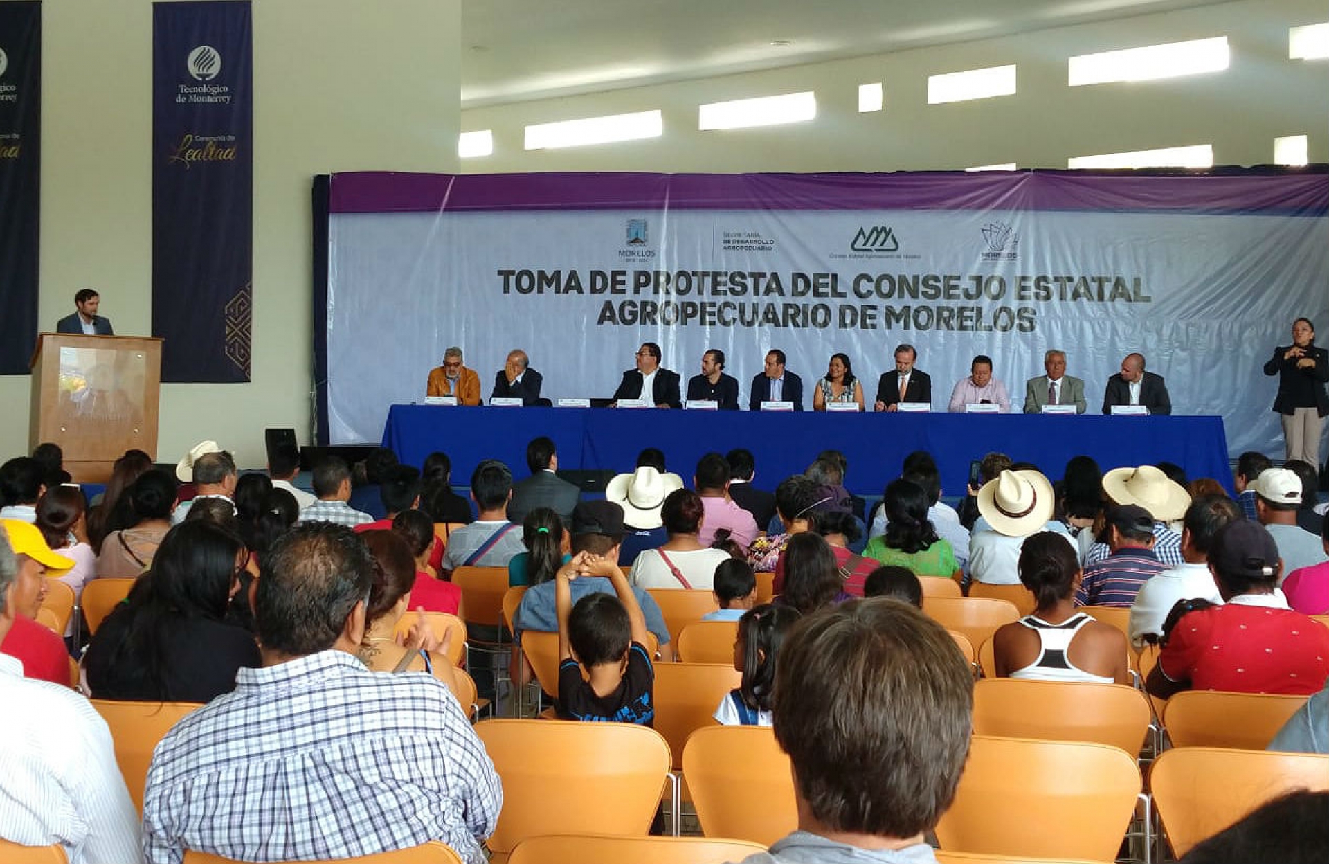 Encabeza Cuauhtémoc Blanco toma de protesta del Consejo Estatal Agropecuario