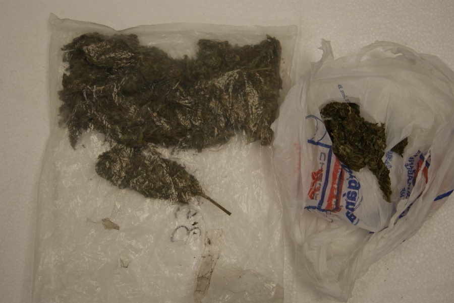 Los arrestaron porque presuntamente tenían droga