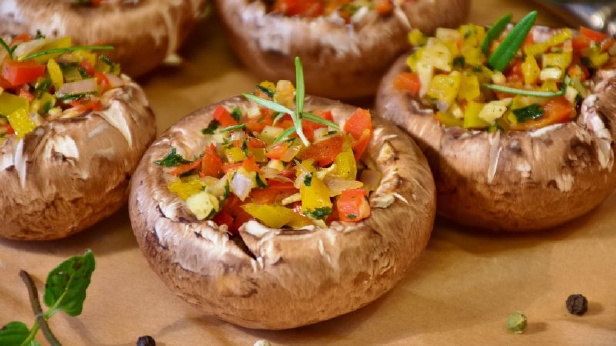 Champiñones rellenos, aporta beneficios a tu dieta con esta práctica cena