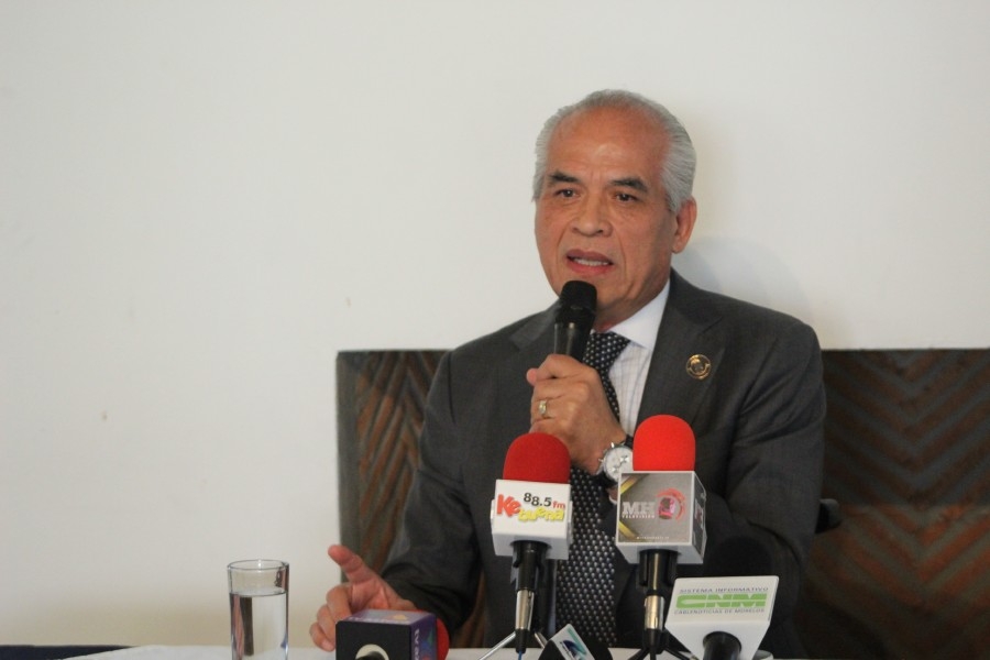 Proponen quitar a los municipios la facultad de suministrar el agua potable