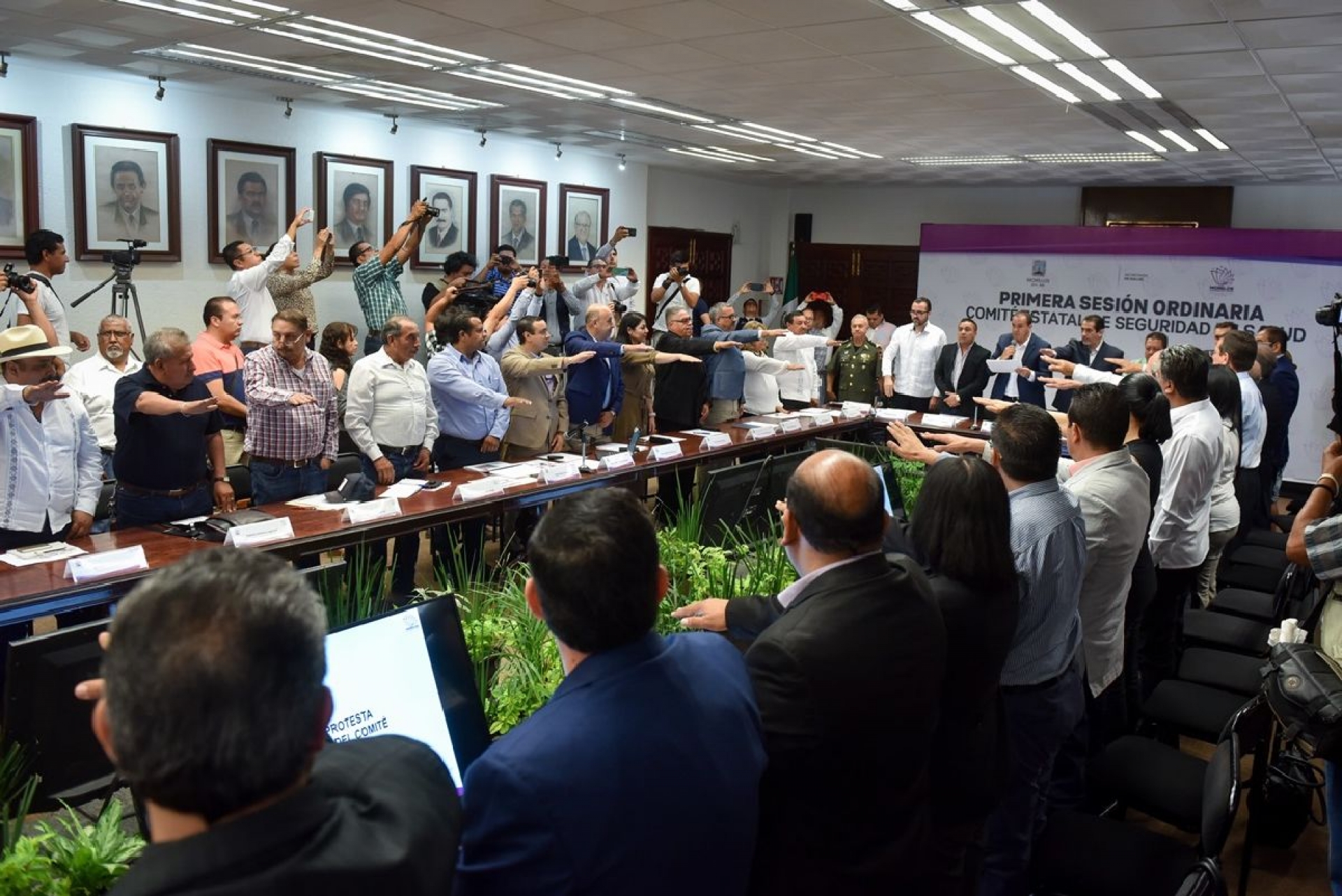 Activa Cuauhtémoc Blanco Comité Estatal de Seguridad en Salud